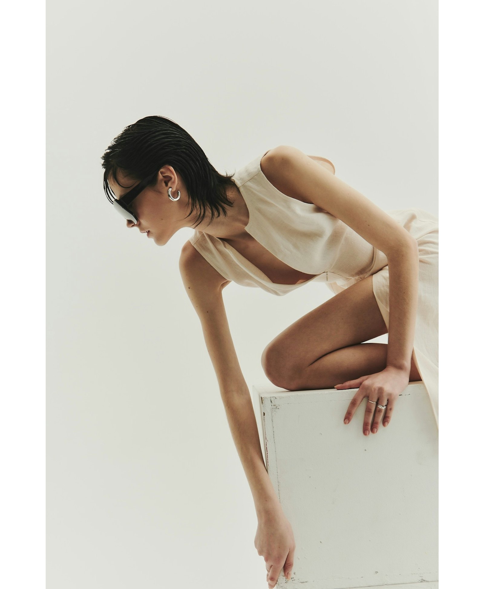 Manhattan Linen Dress made by Wiktoria Frankowska