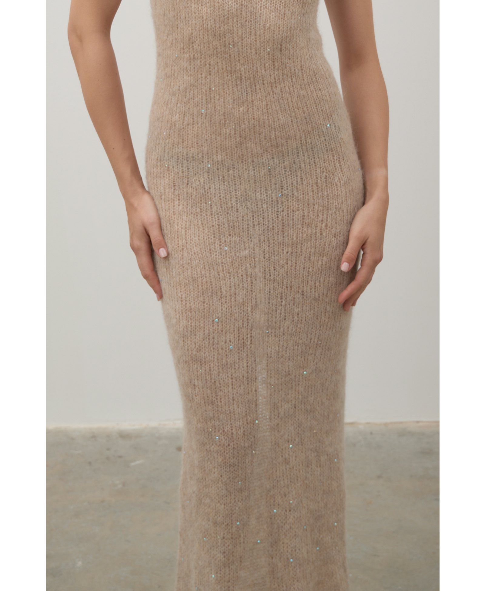 Fitted alpaca and silk dress made by Karen Arcanjo