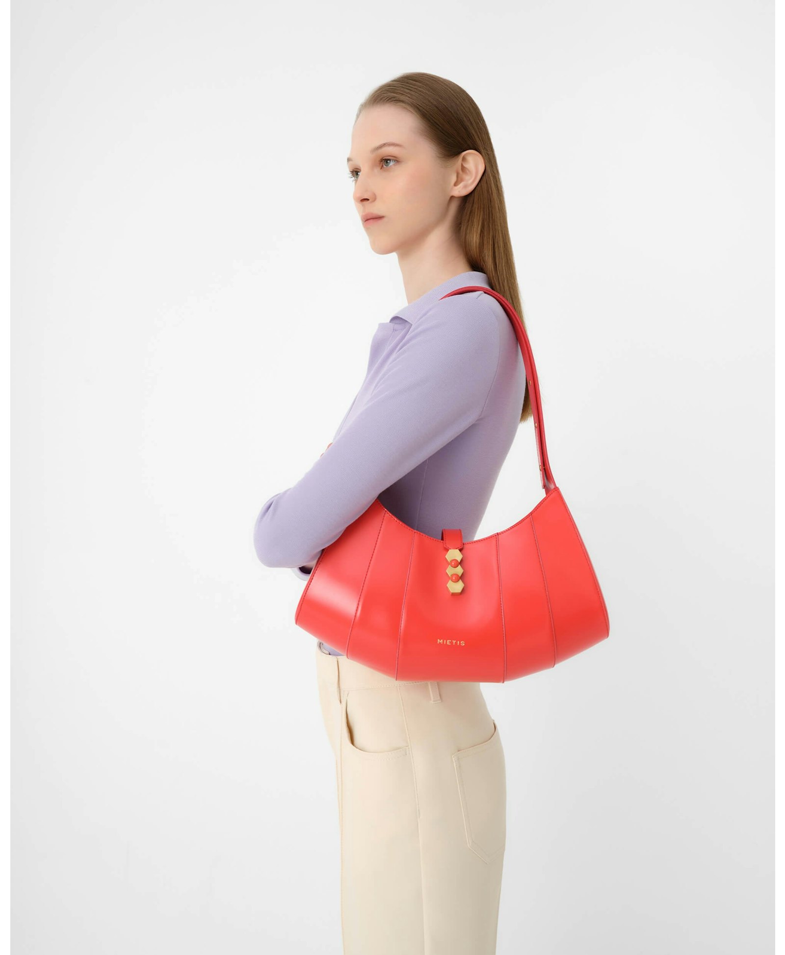 Tate Hobo Red in Red made by Mietis