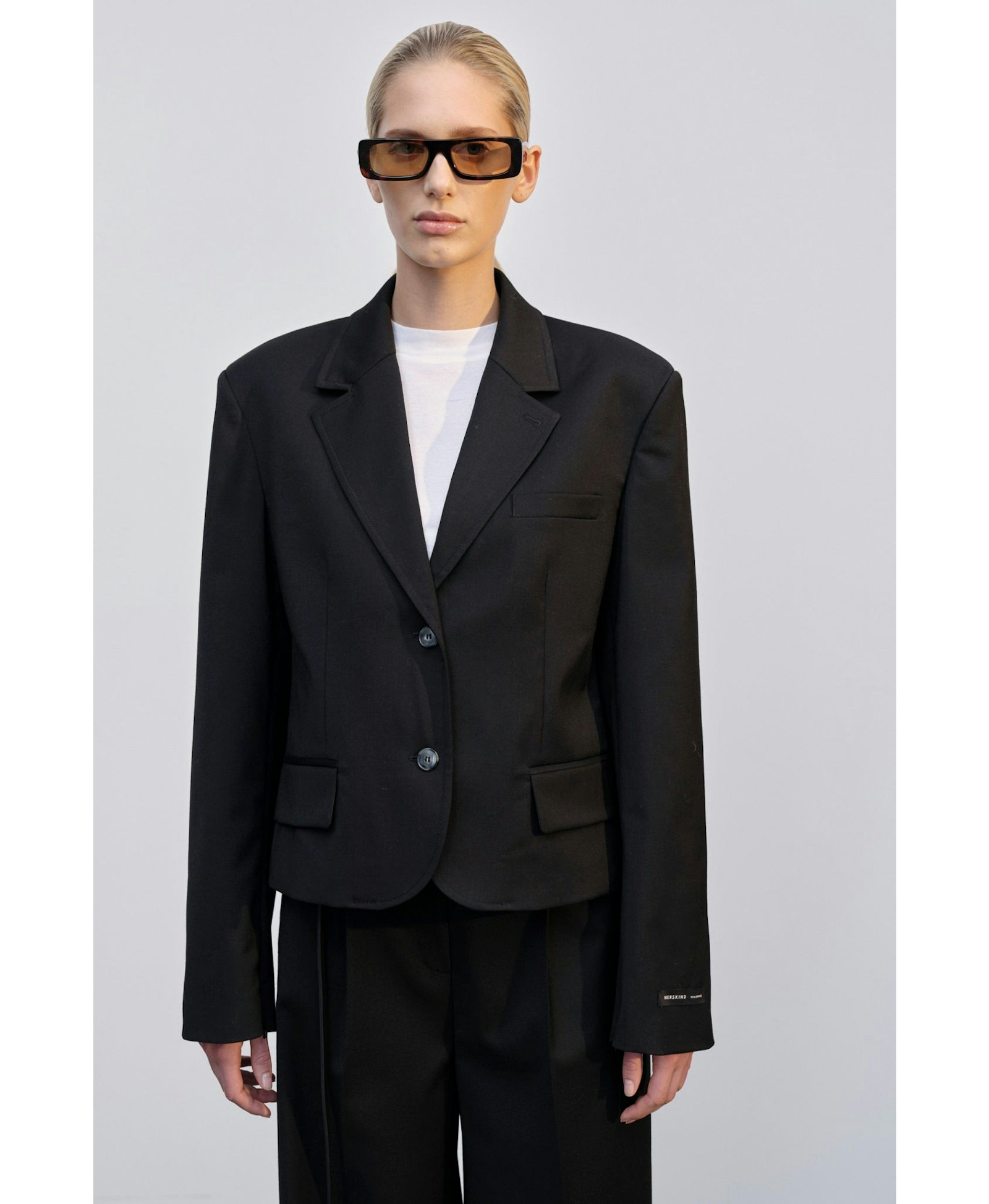 Robin Blazer - Black made by HERSKIND