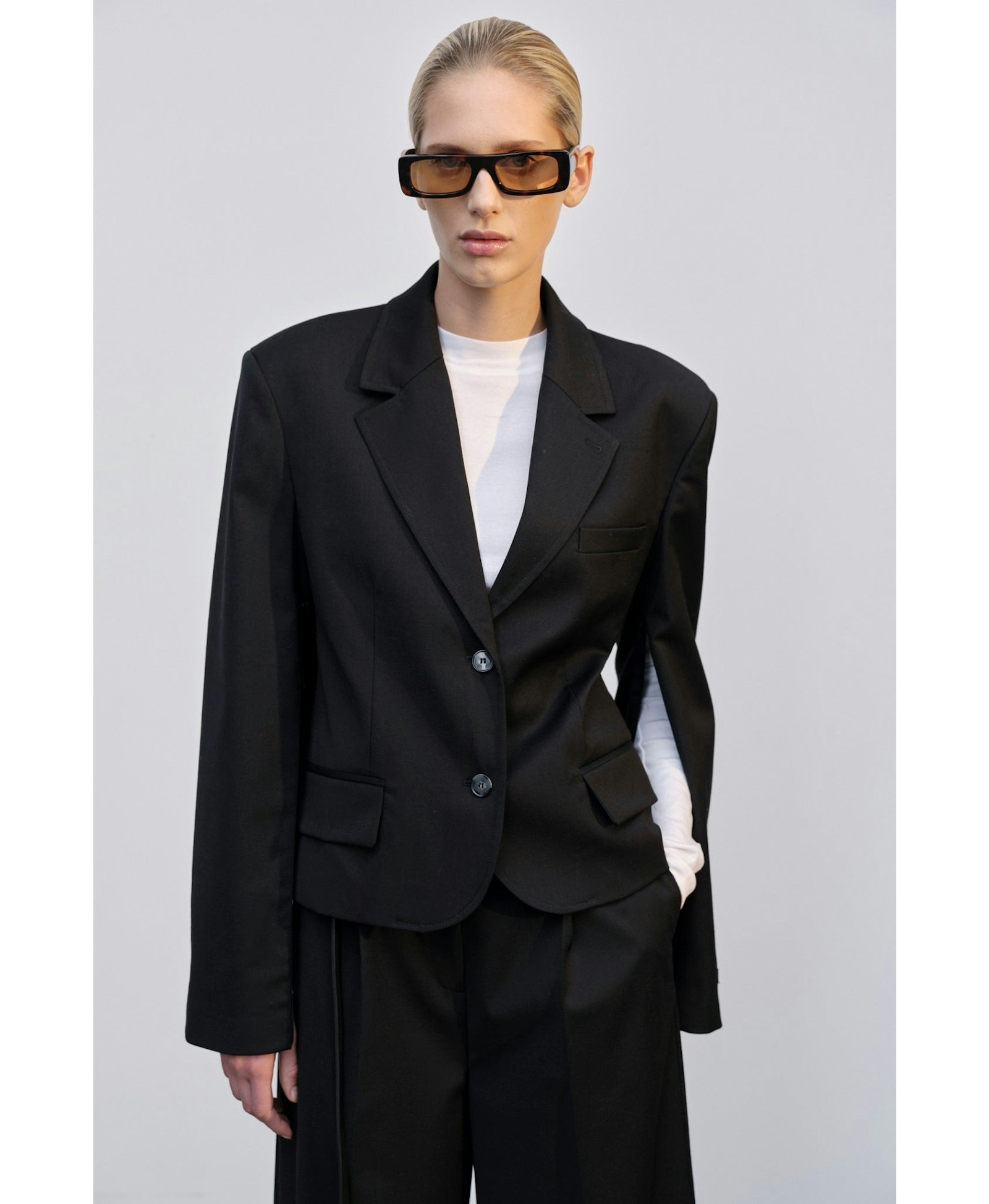 Robin Blazer - Black made by HERSKIND