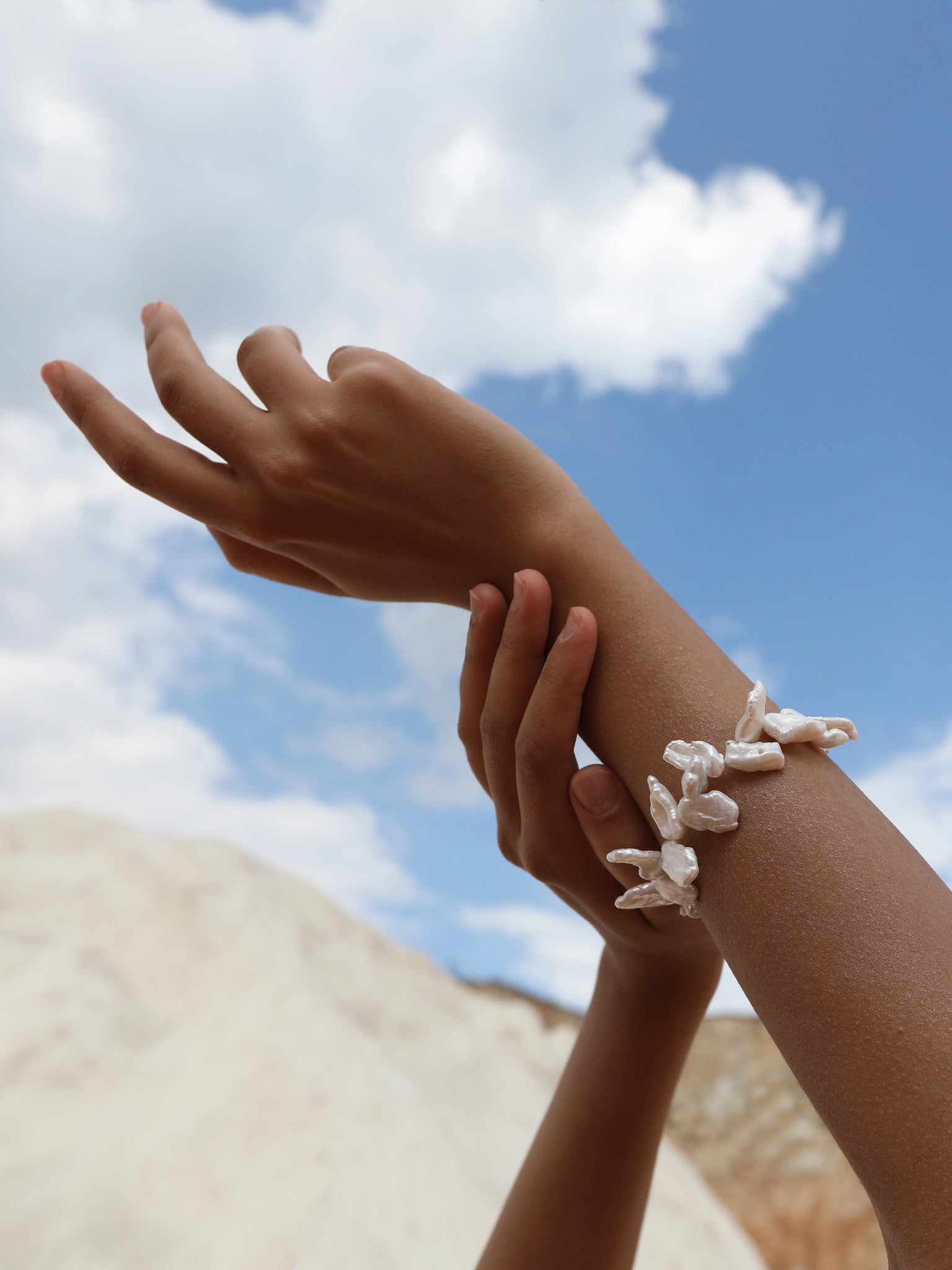 Shop Eva Remenyi Euphoria Keshi Pearl Bracelet In Gold