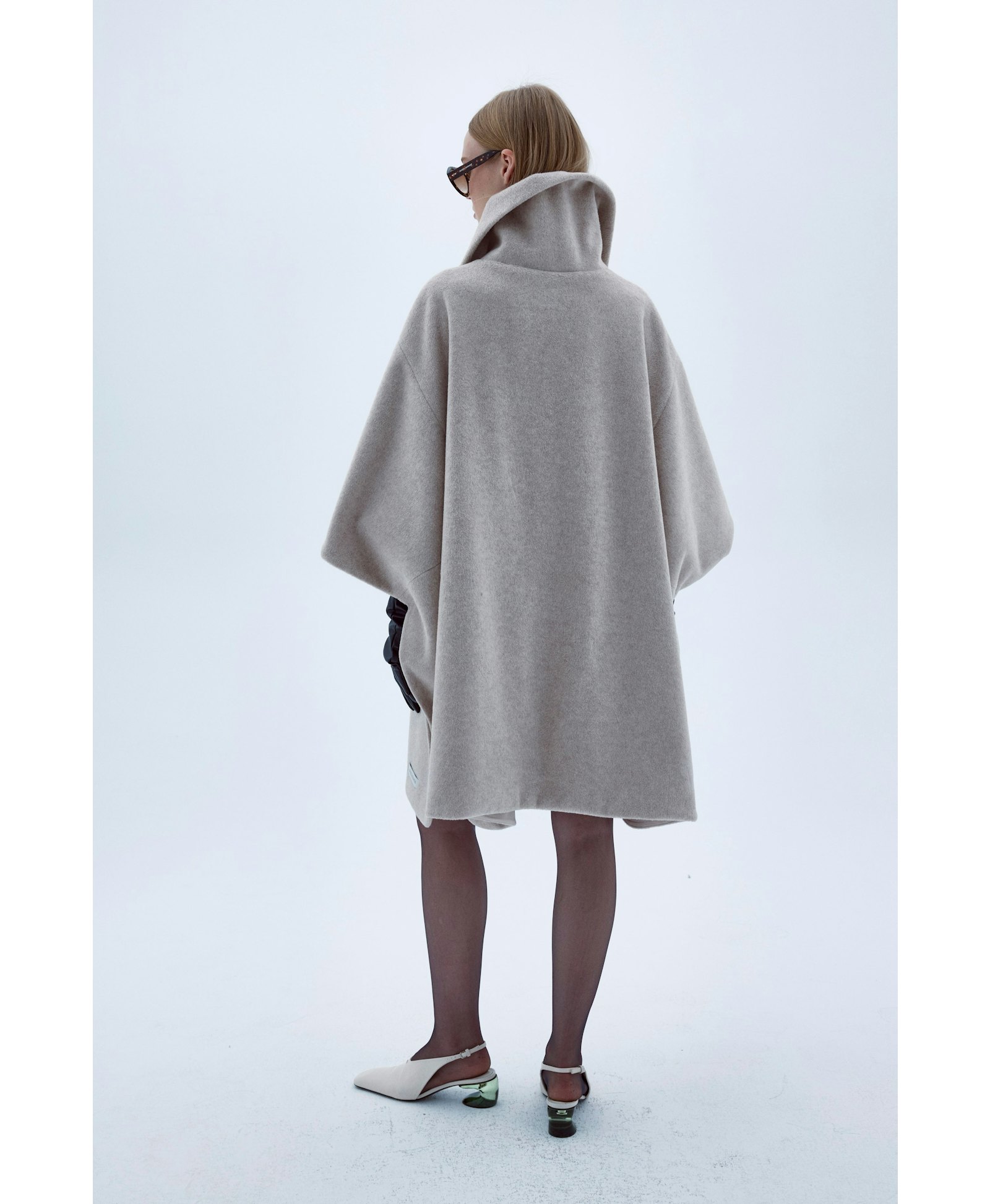 JARINE WOOL BLEND PONCHO IN LIGHT BEIGE made by Nazli Ceren