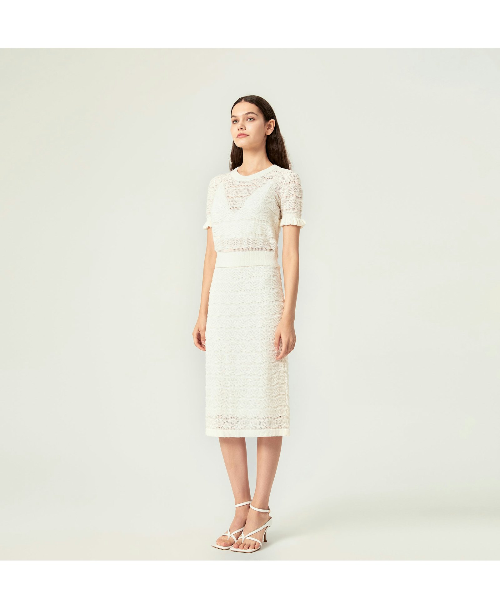 WAVY HOLLOW OUT TOP in White made by CRUSH Collection