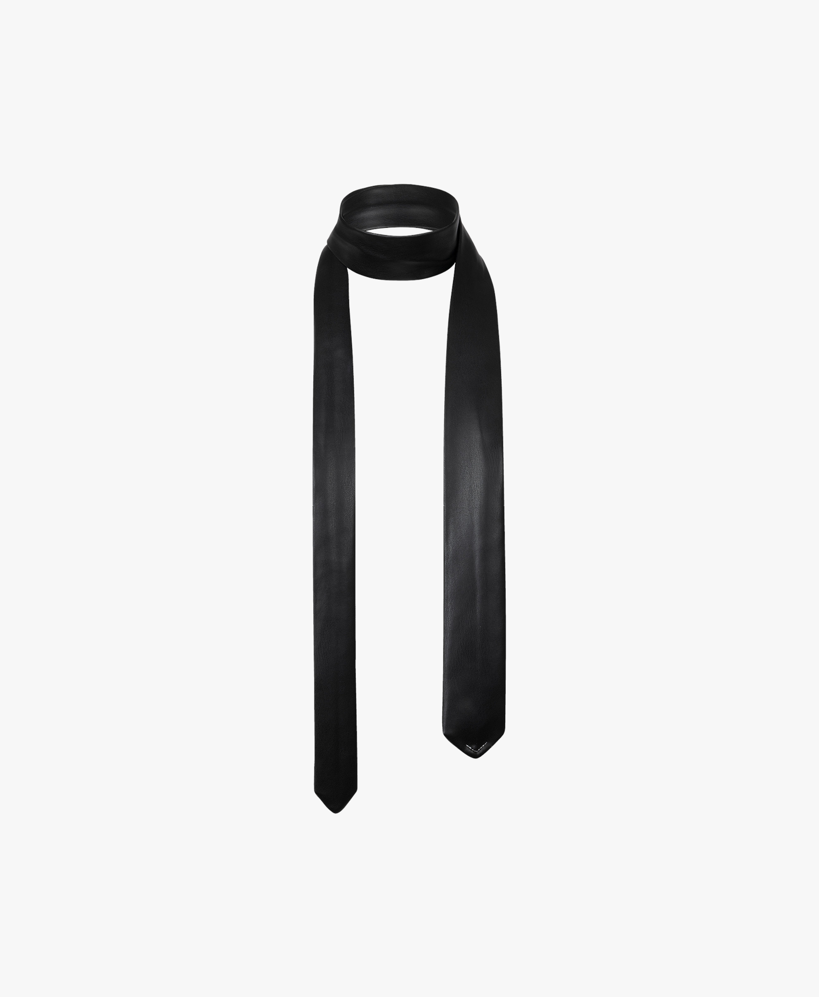 Tide's Caress black tie made by Wiktoria Frankowska