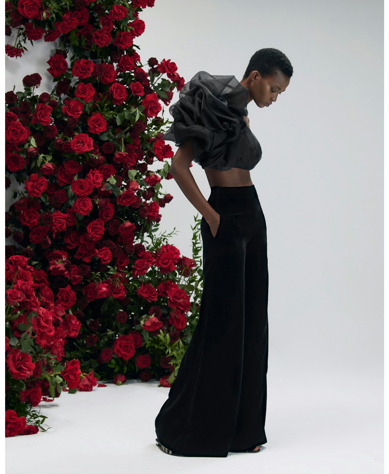 Dahlia Top Noir made by YVON