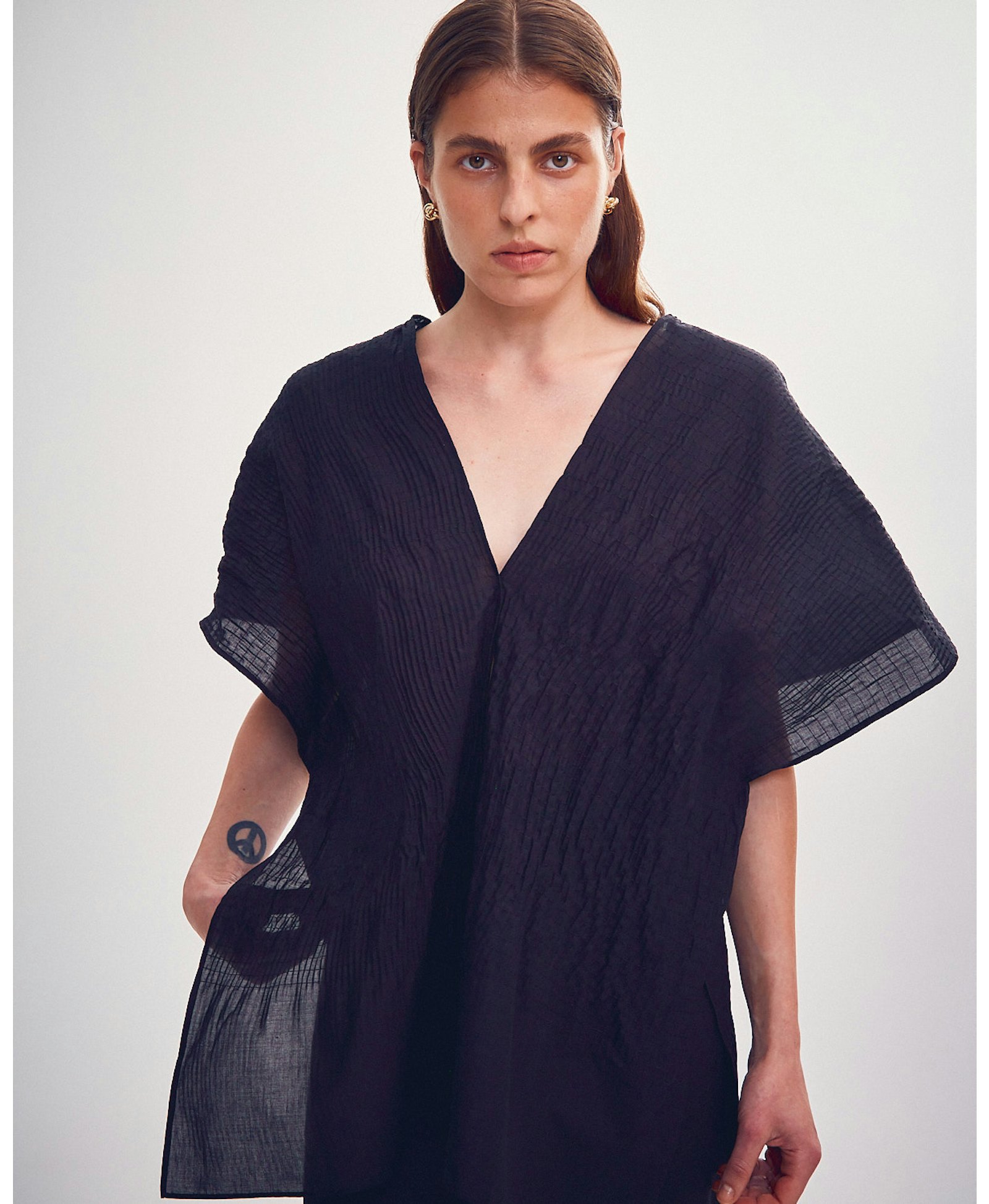 HAND SCREED TOP made by DELEGAN Clothes