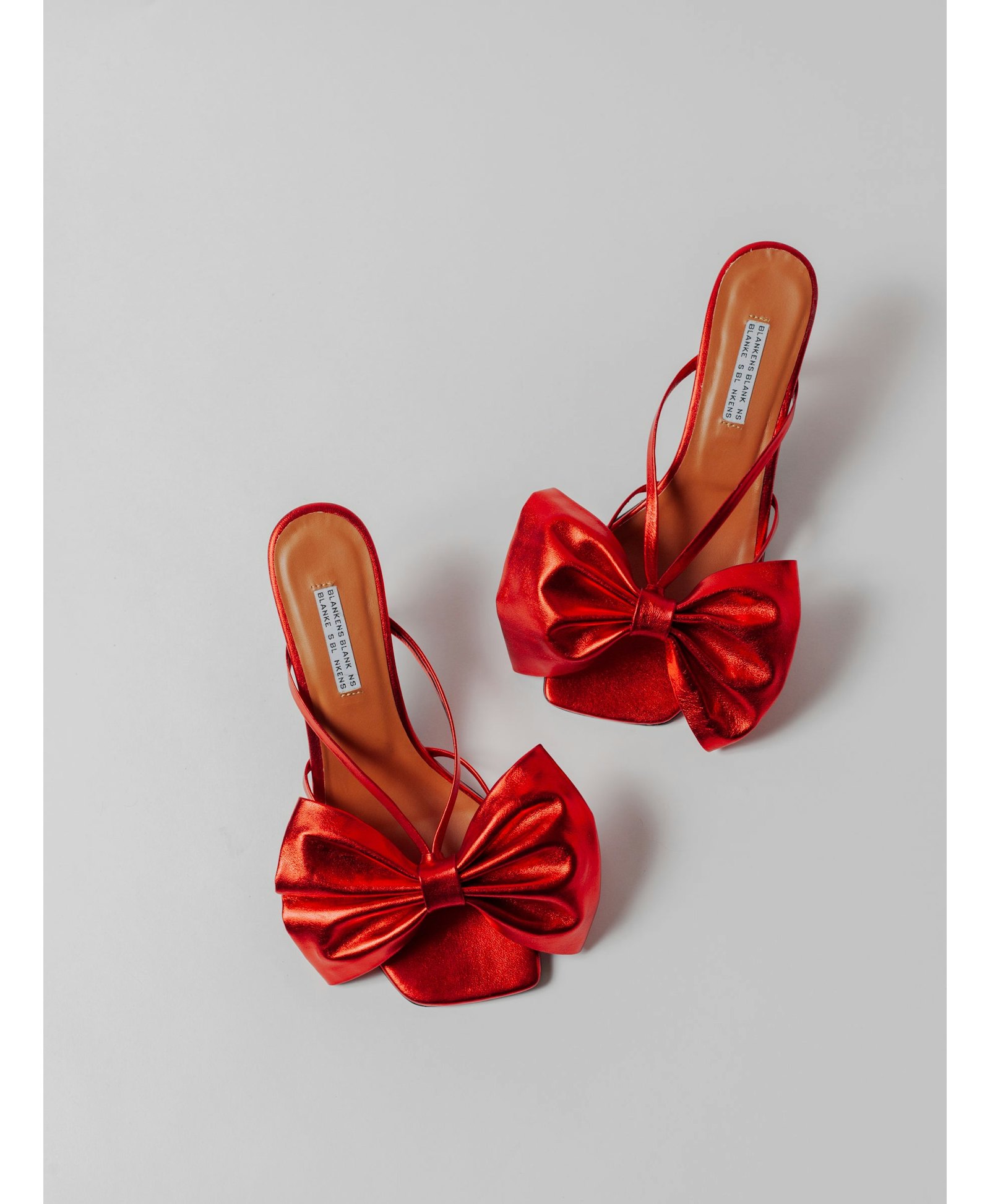 THE JENNIE COSMIC RED made by Blankens