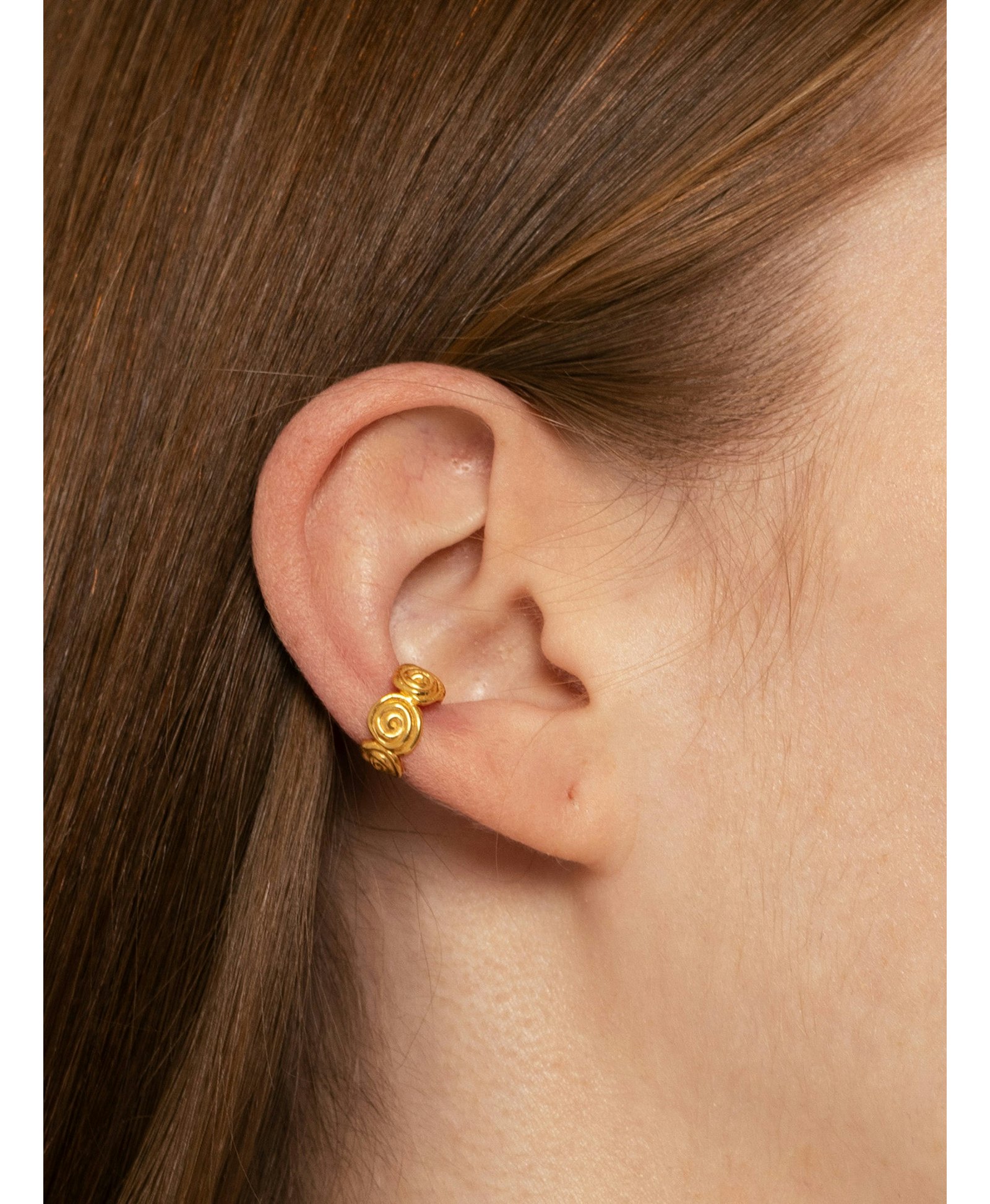 Origin Ear Cuff Gold made by Eva Remenyi