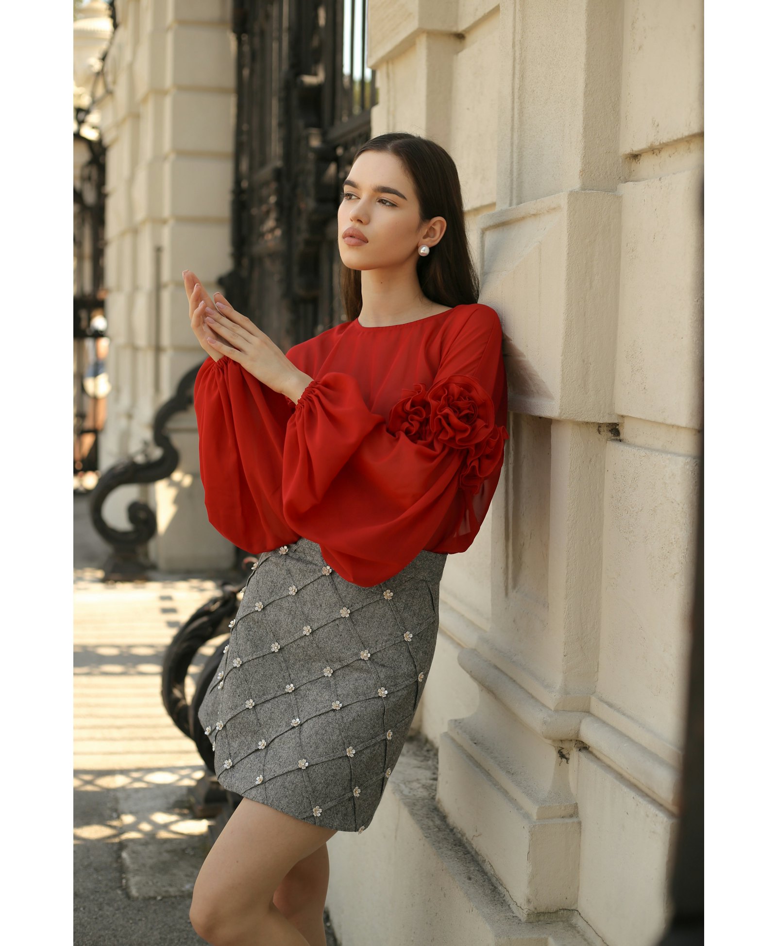 MINI SKIRT with flower decorations made by Guranda