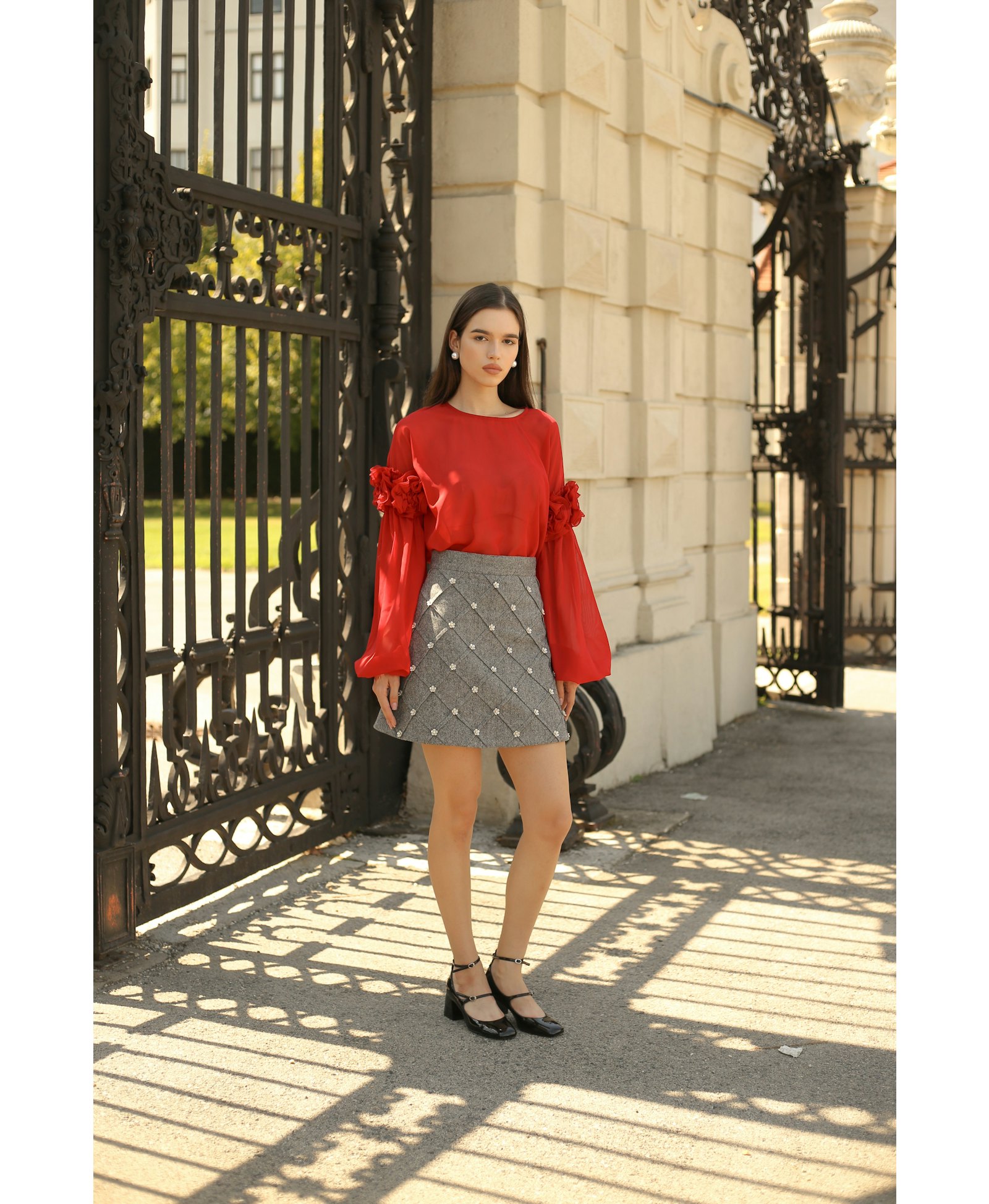 MINI SKIRT with flower decorations made by Guranda