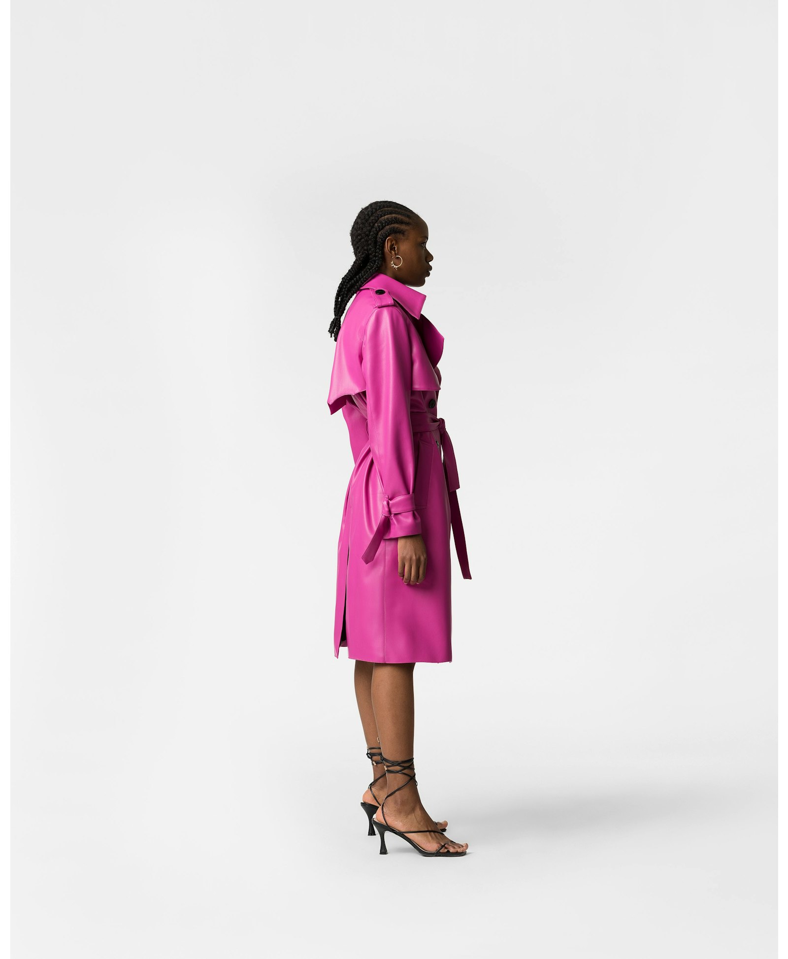 Manila 2.0 trench coat in Pink made by DIVALO