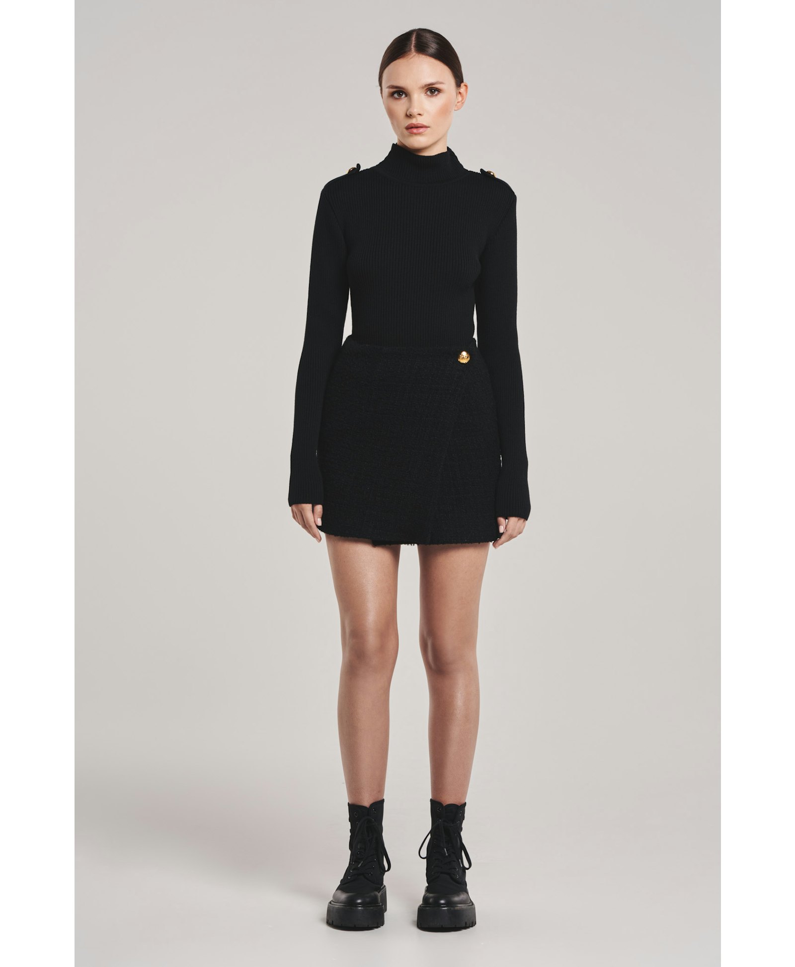 BLACK MERINO WOOL GOLF made by BENU Studio