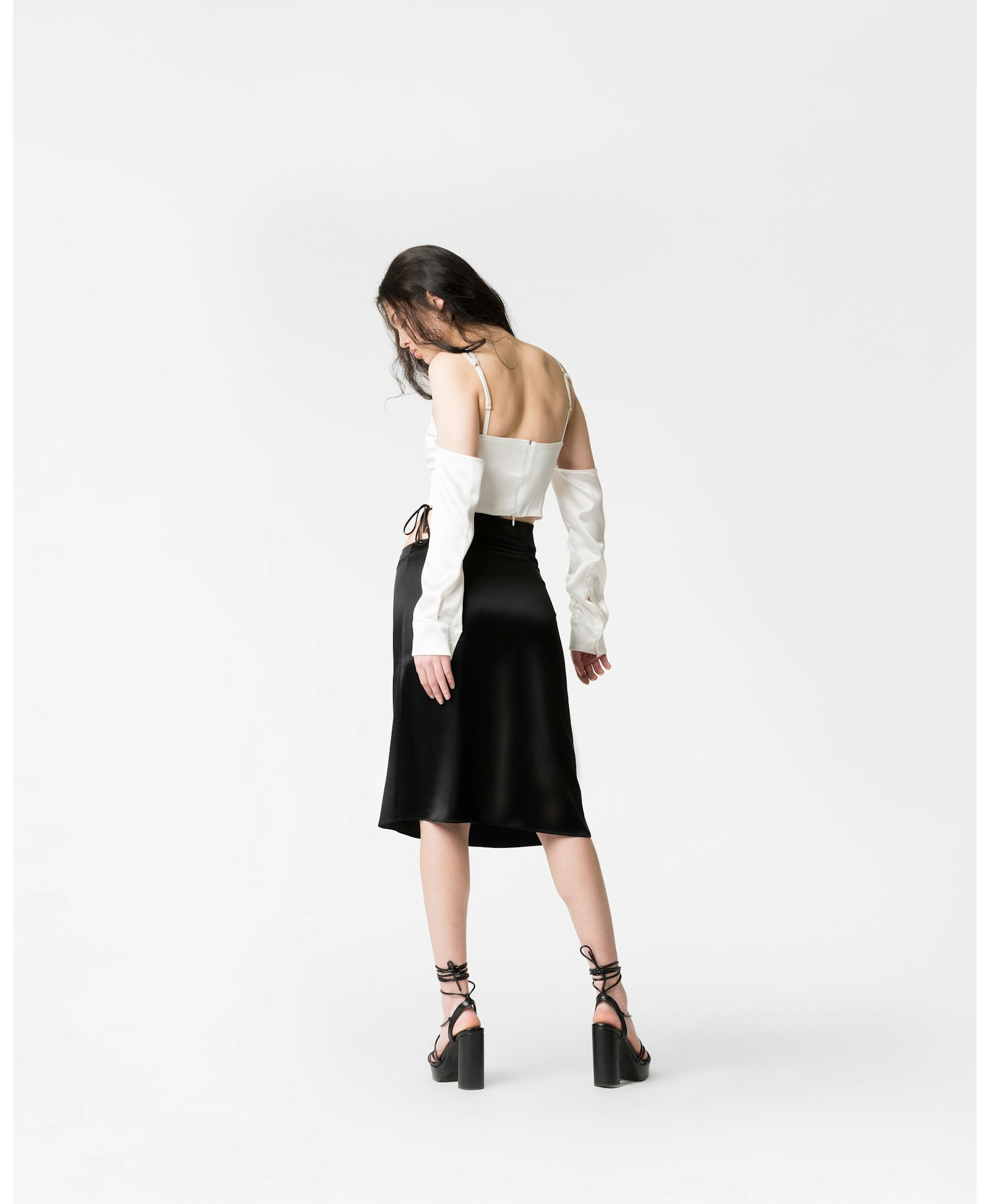 Lenore skirt in Black made by DIVALO