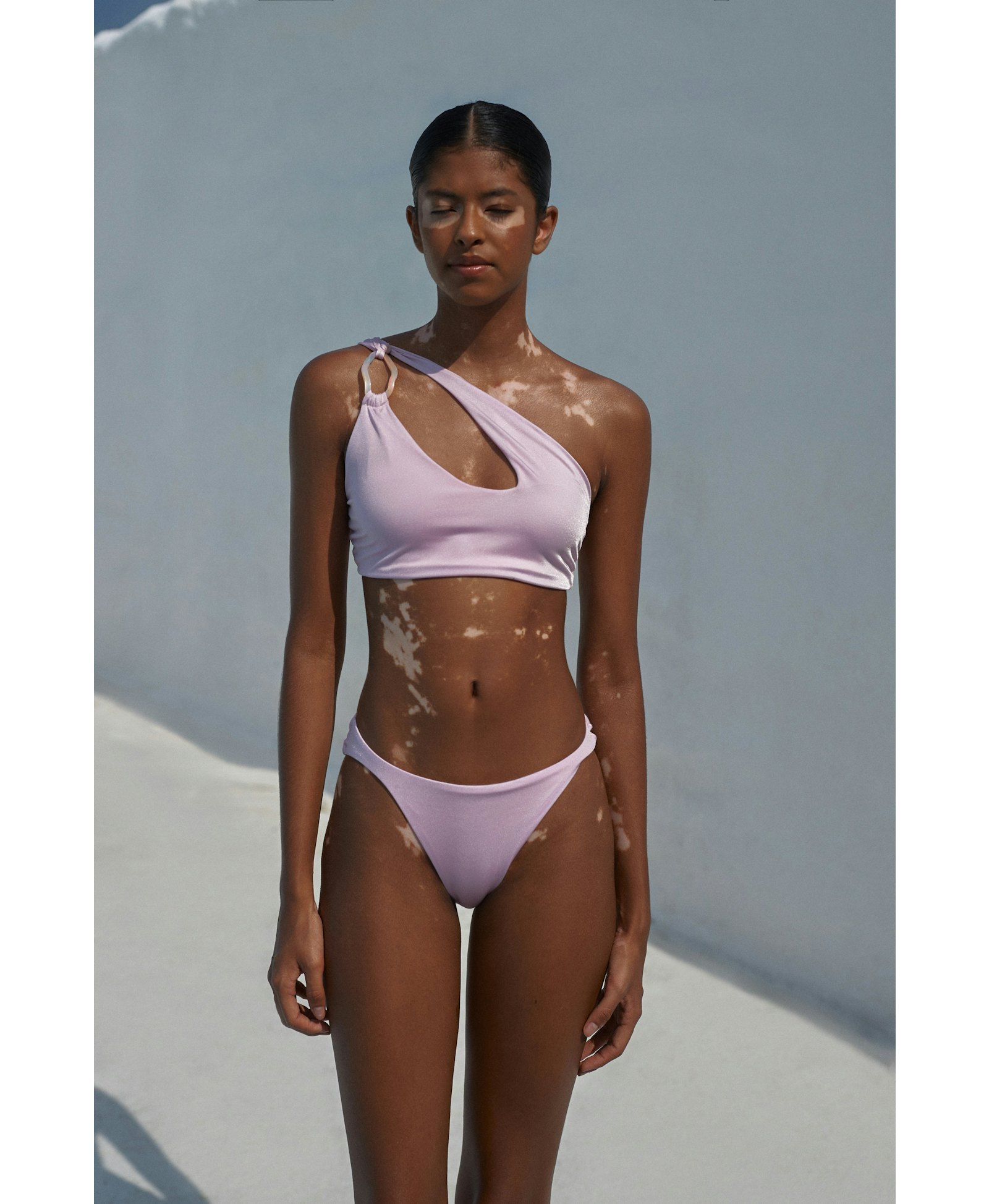 Such a top made by BAOBAB