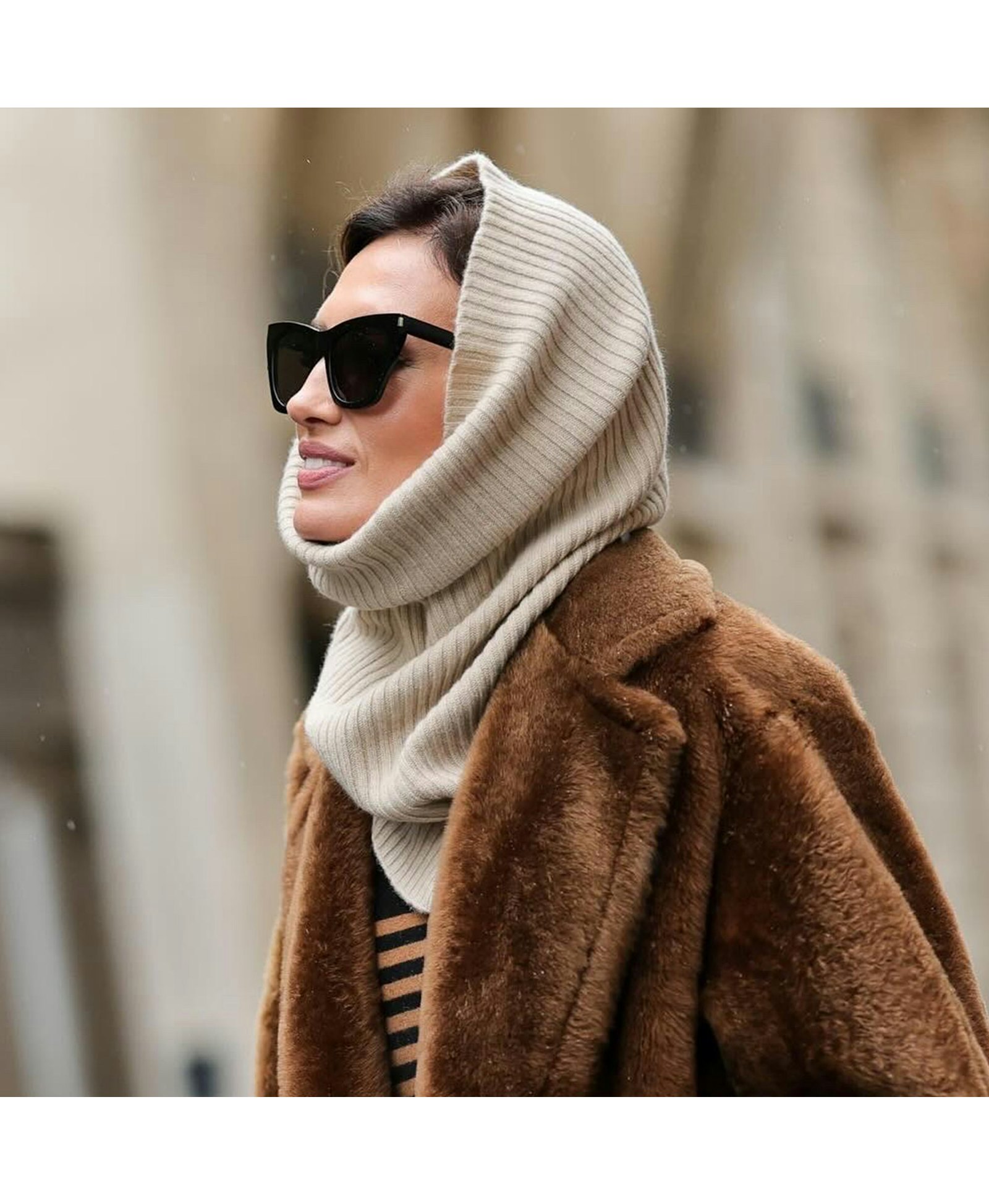 Neck Warmer Cashmere Sand made by YLIANA YEPEZ