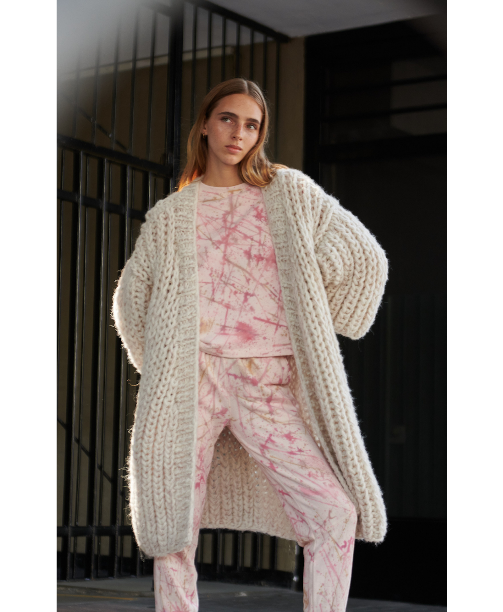 KONI Cardigan (30% OFF) in Beige made by AYNI