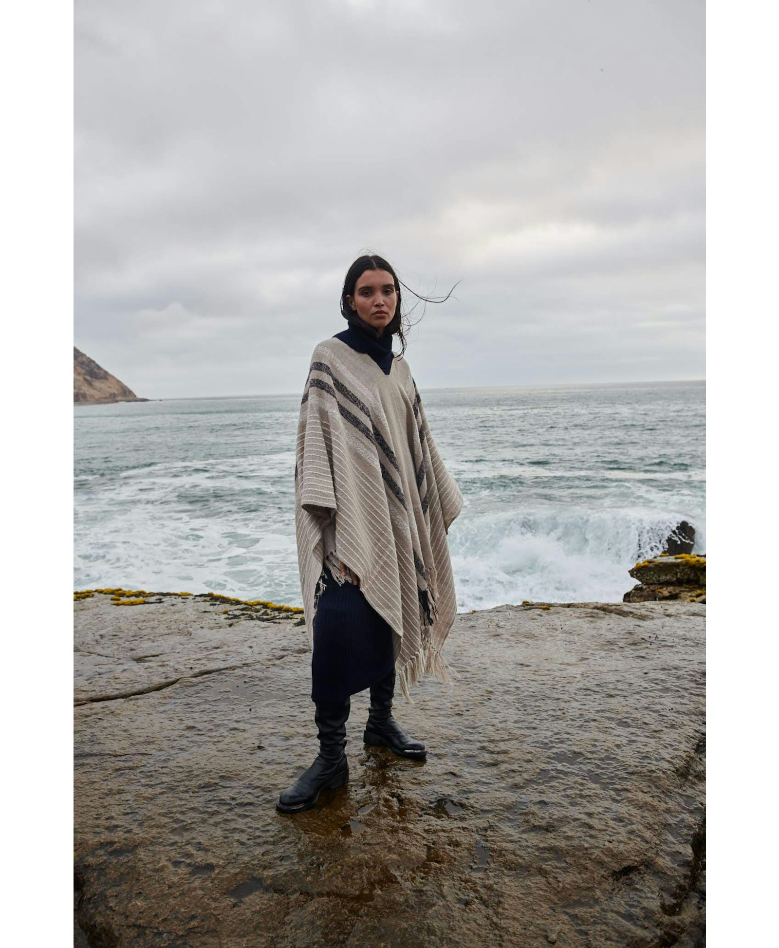 REMOS cape in Beige made by AYNI