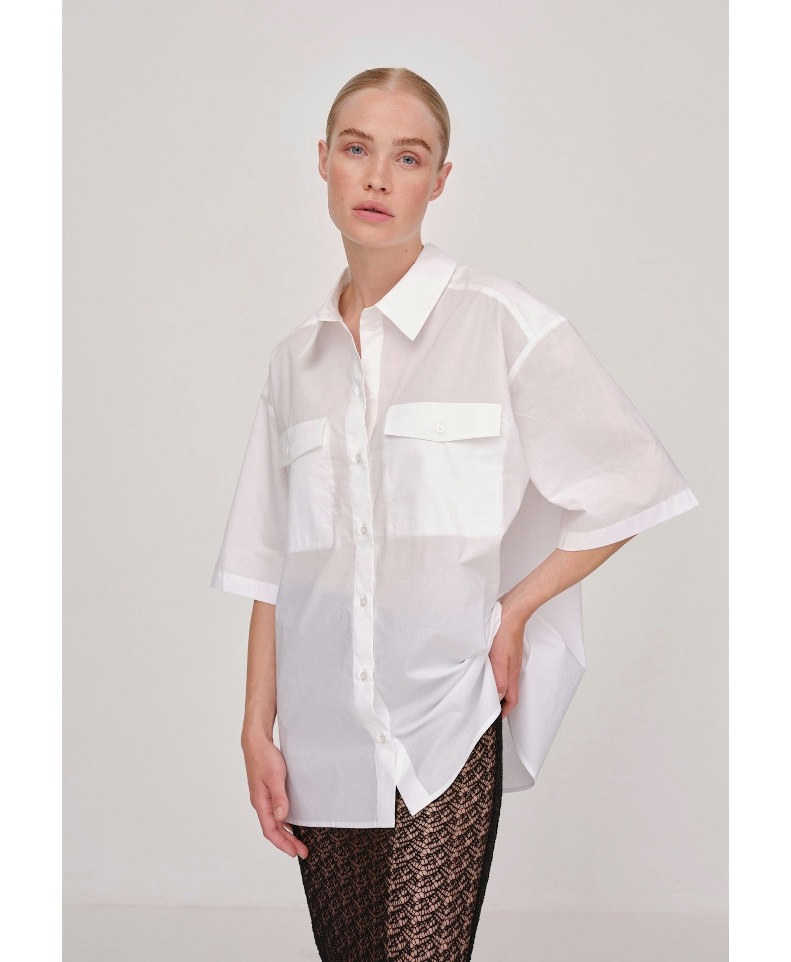 Helle Shirt - White made by HERSKIND