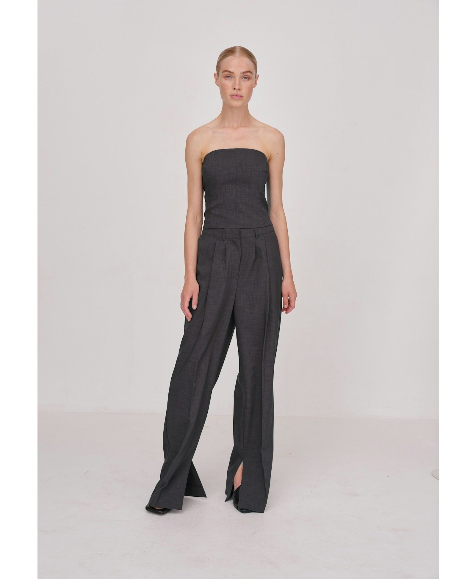 Cosima Top - Ebony made by HERSKIND