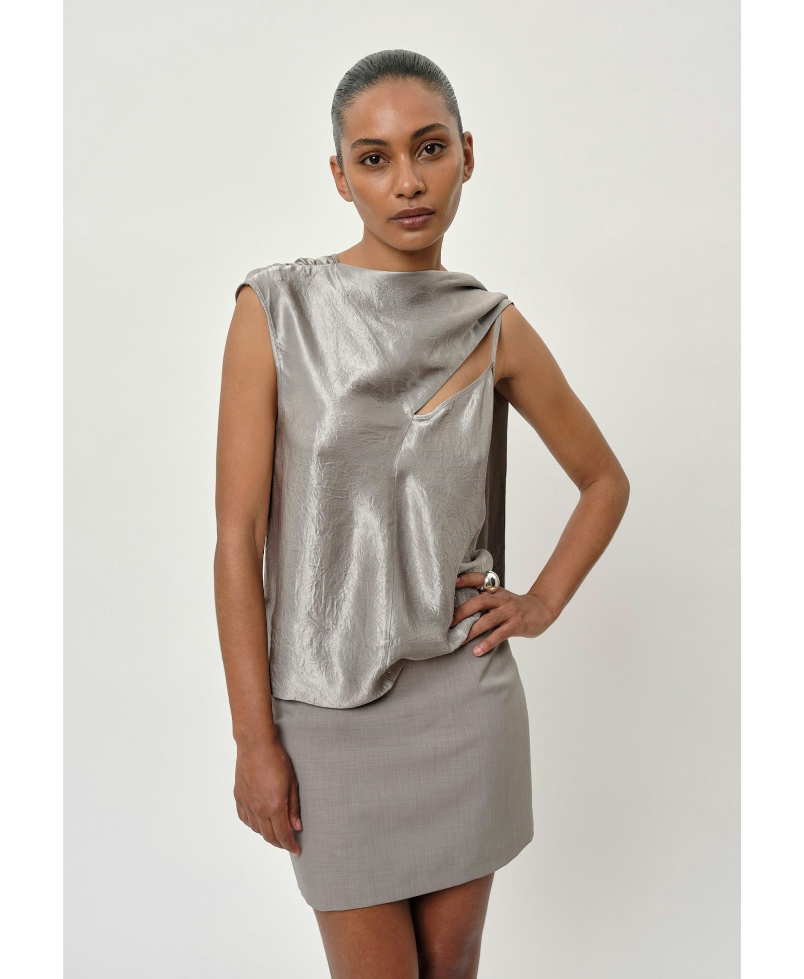 Ava Top - Pearl Grey made by HERSKIND