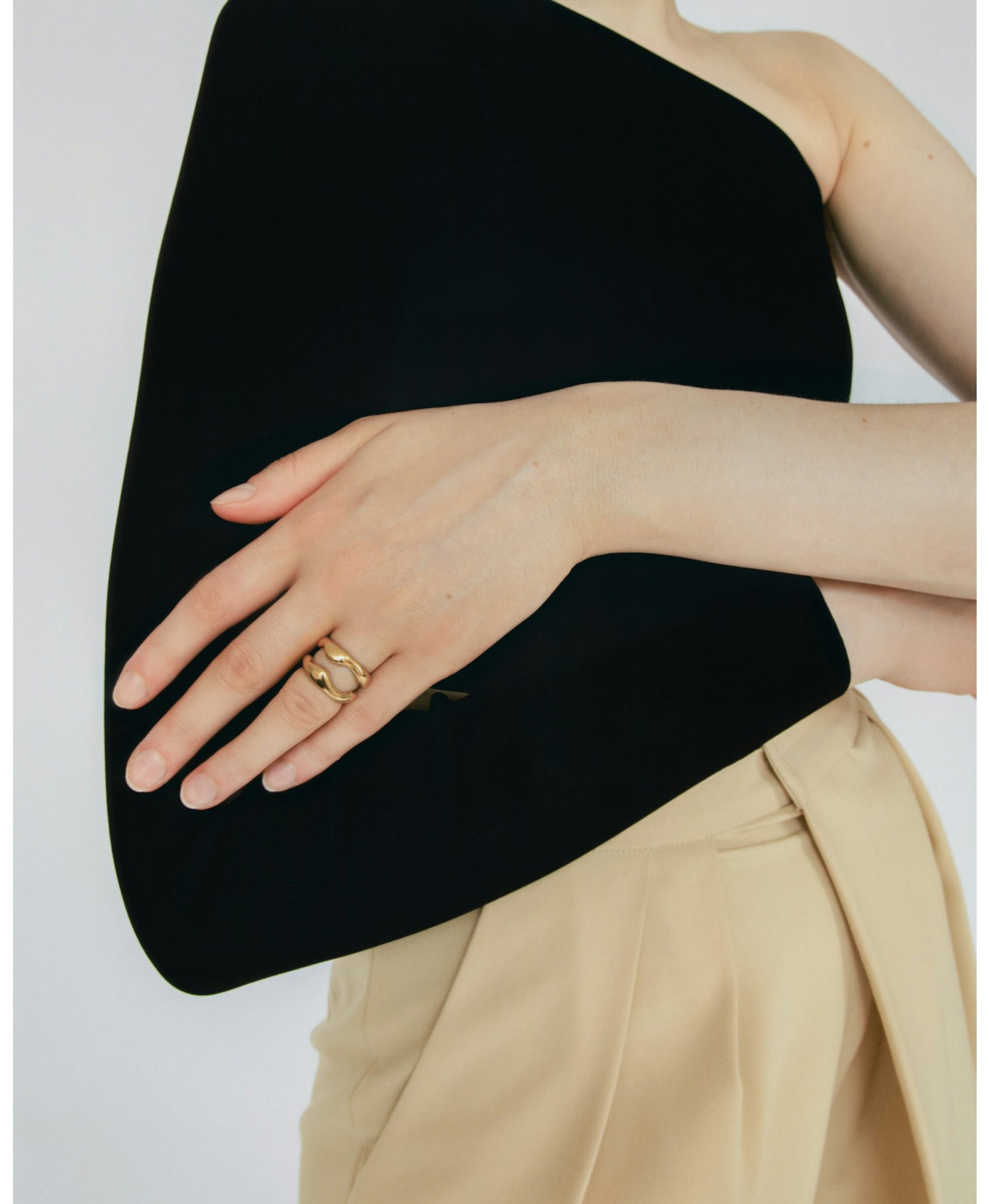 DUAS RING made by Carolina De Barros