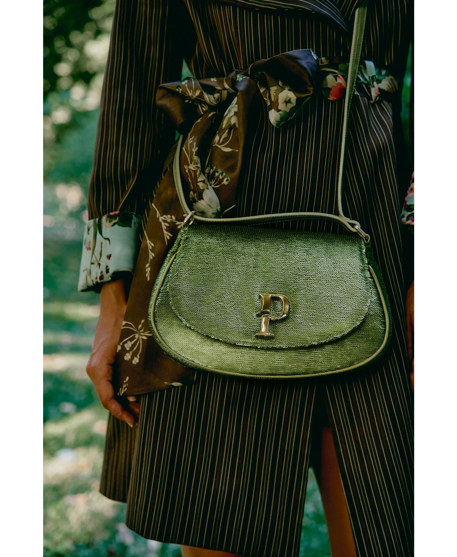 Paula sequins green made by Phialebel