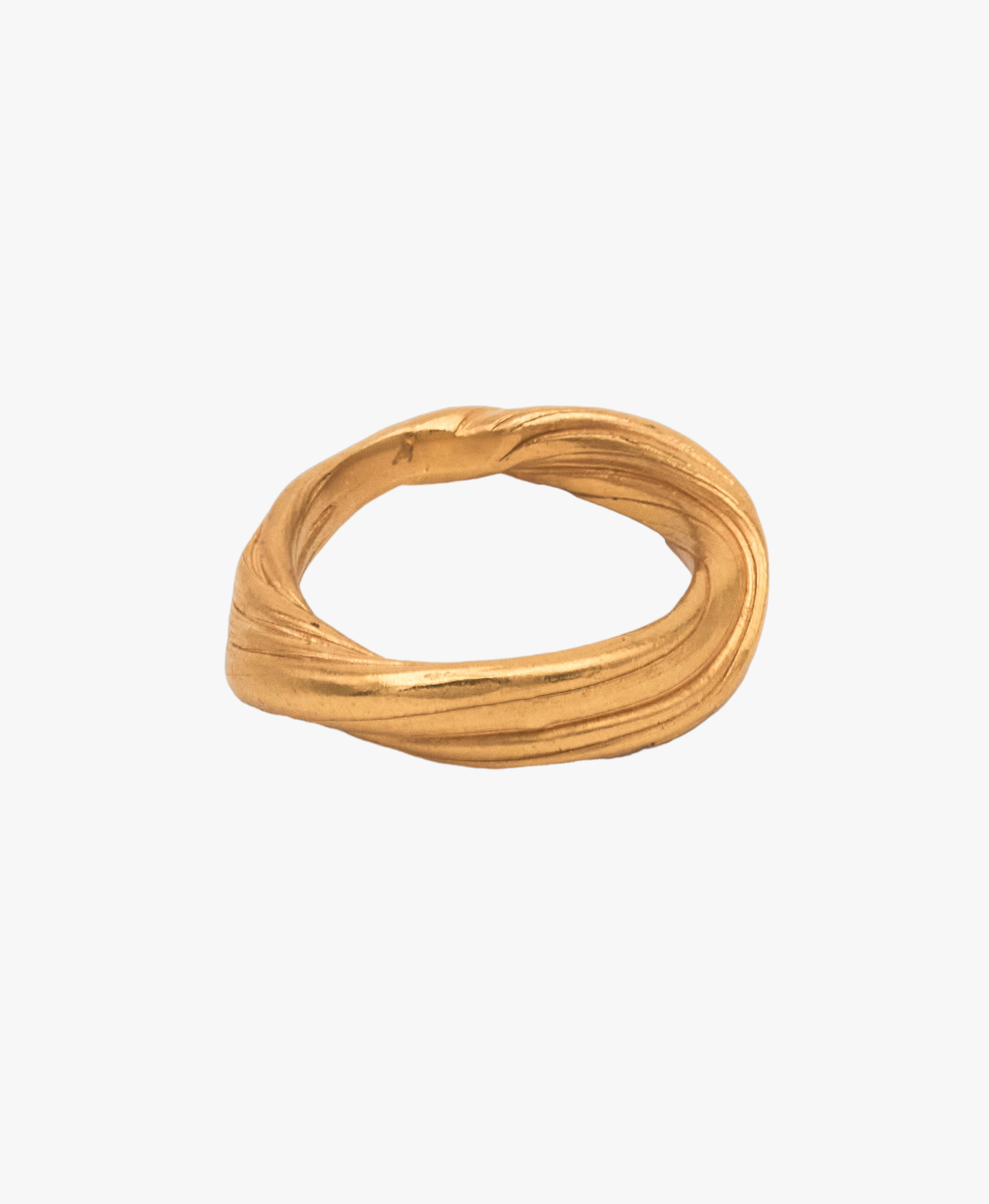 CUMARU RING made by Carolina De Barros