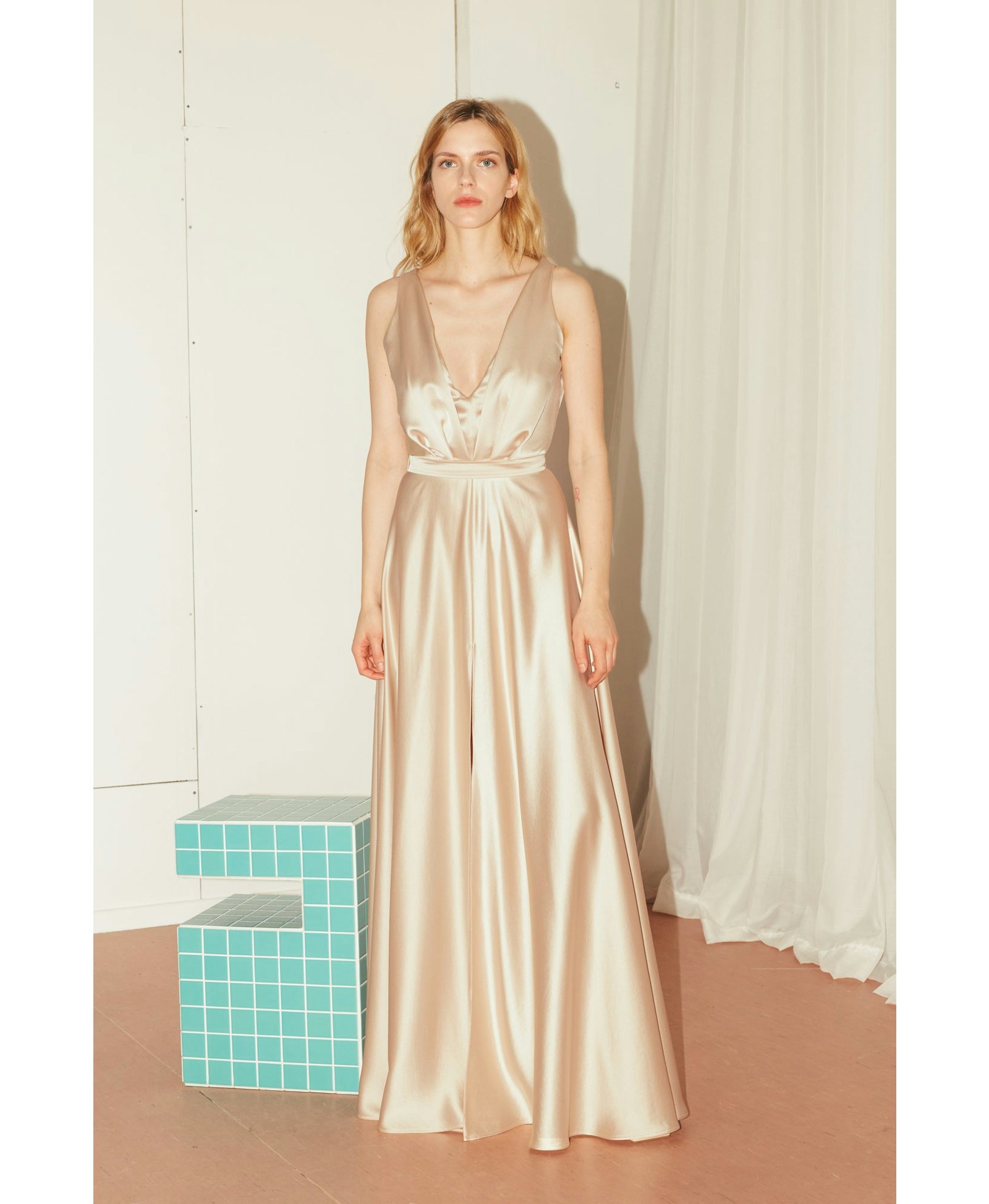 SOFI beige long bridesmaid dress in Beige made by UNDRESS