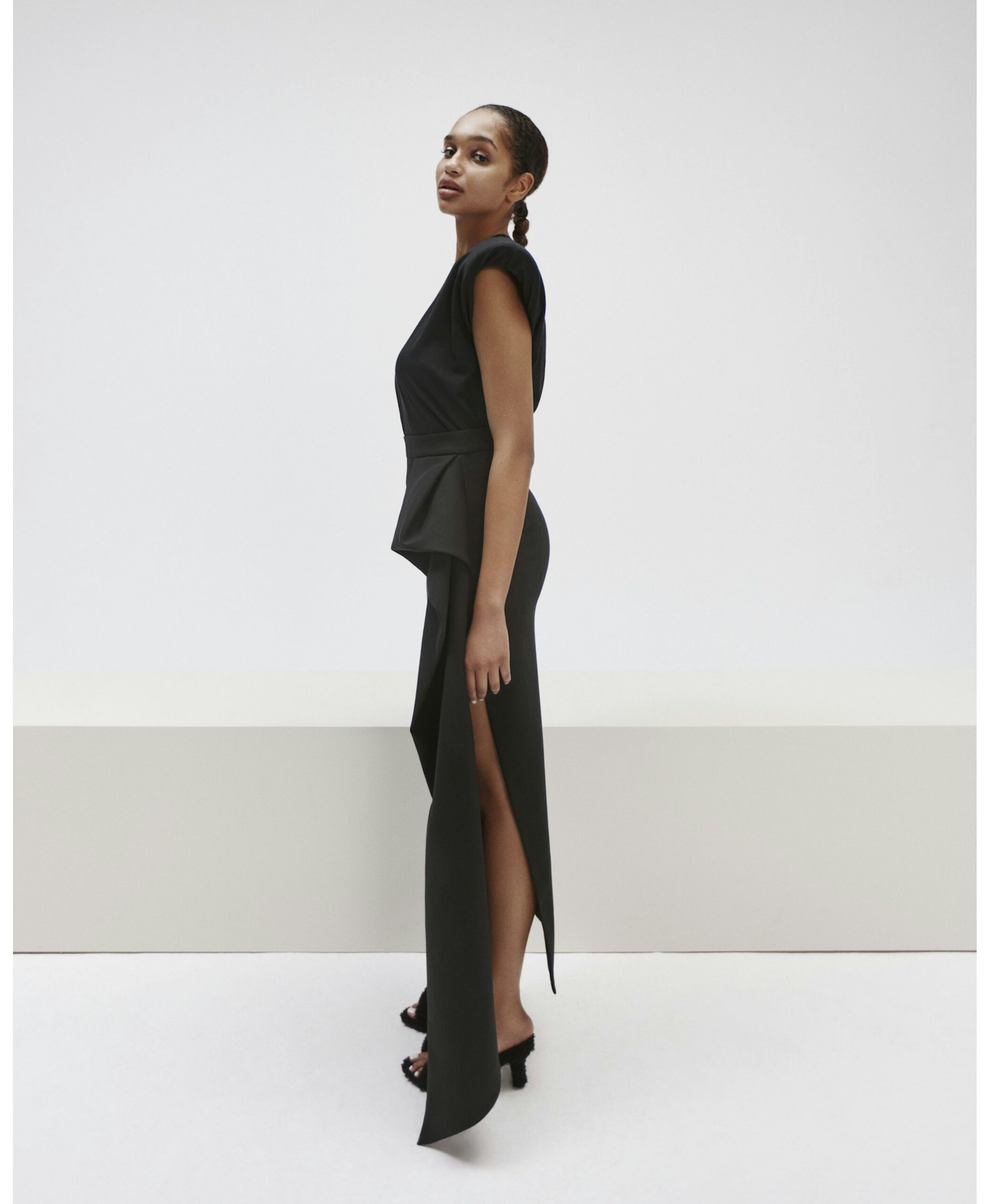 Maxi Skirt With Updo In Black made by YAVORSKA