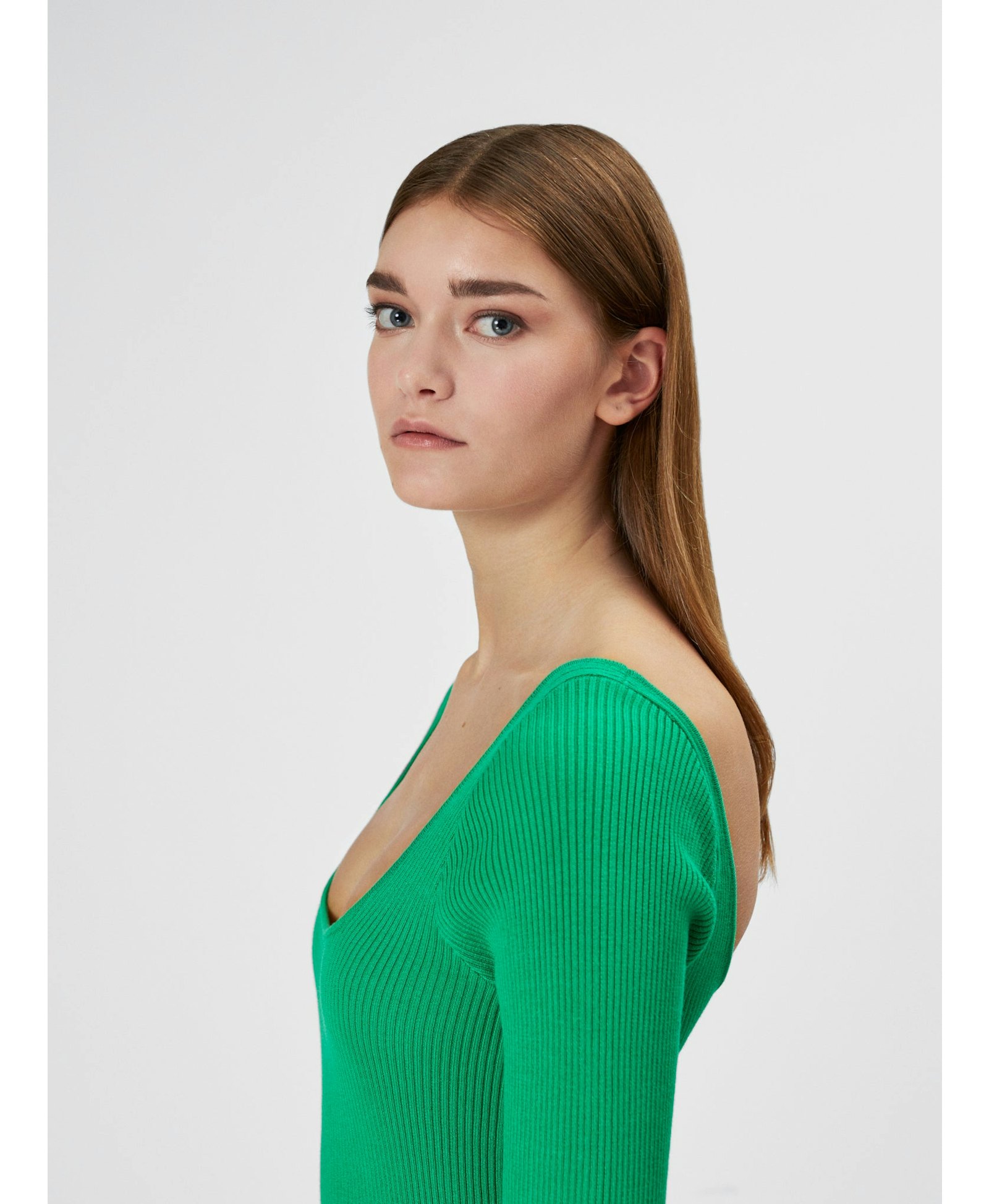 Noomi Dress in Green made by AÉRYNE