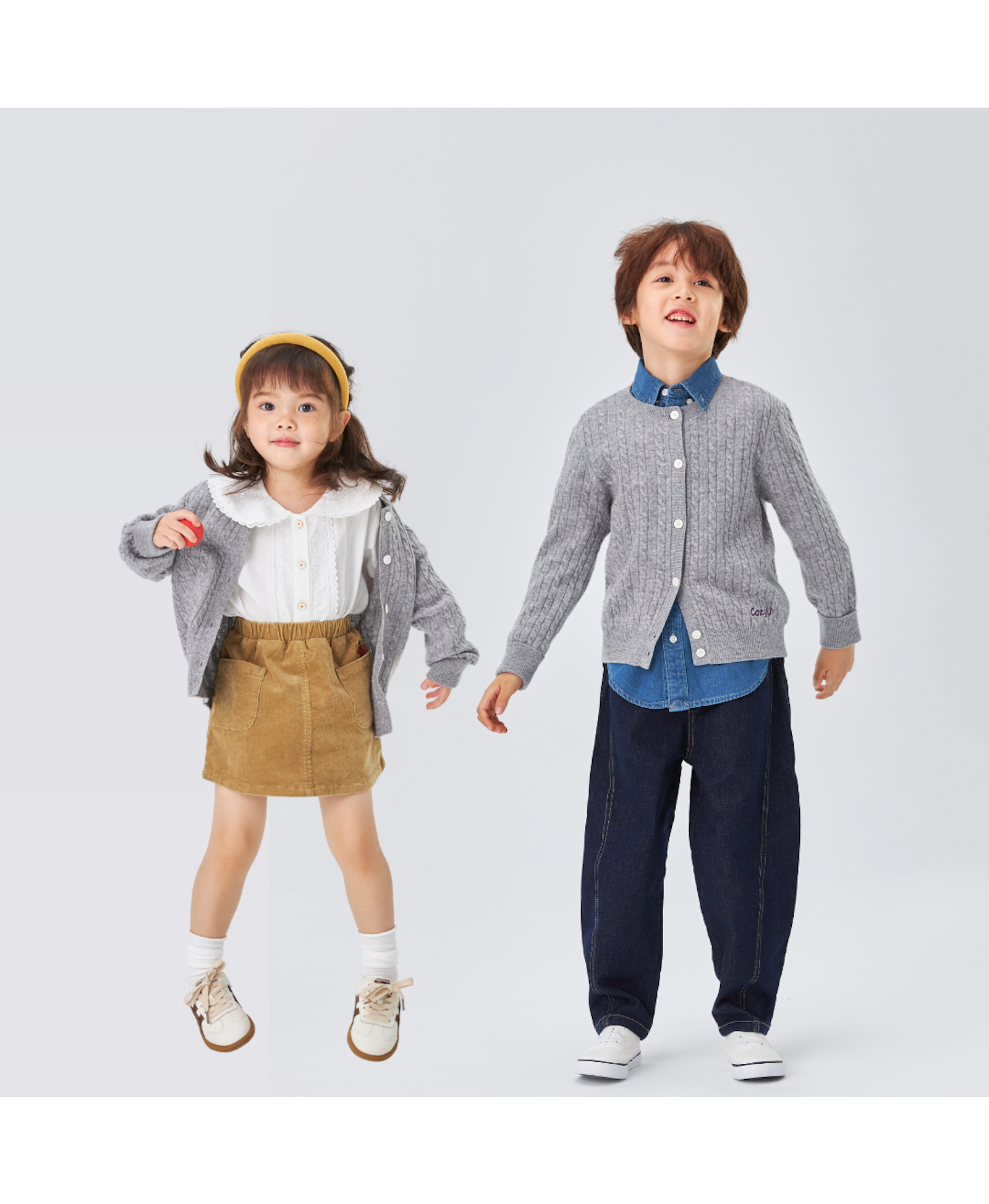 Classic Extra Fine Merino Wool Twist Knit Cardigan | Silver Haze made by CozyU