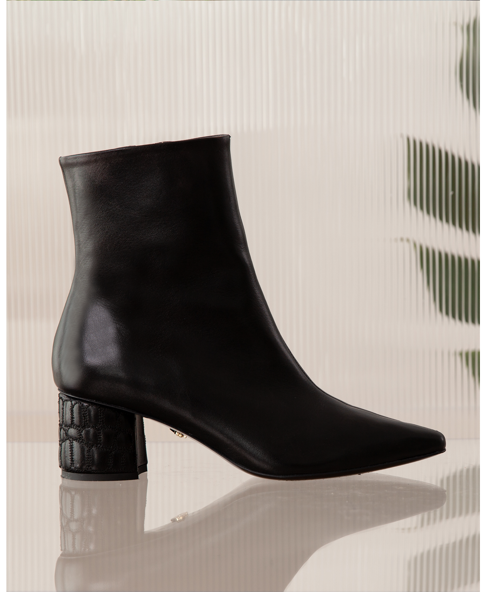 Croc Heel Boot 55 Black in Black made by ATANA