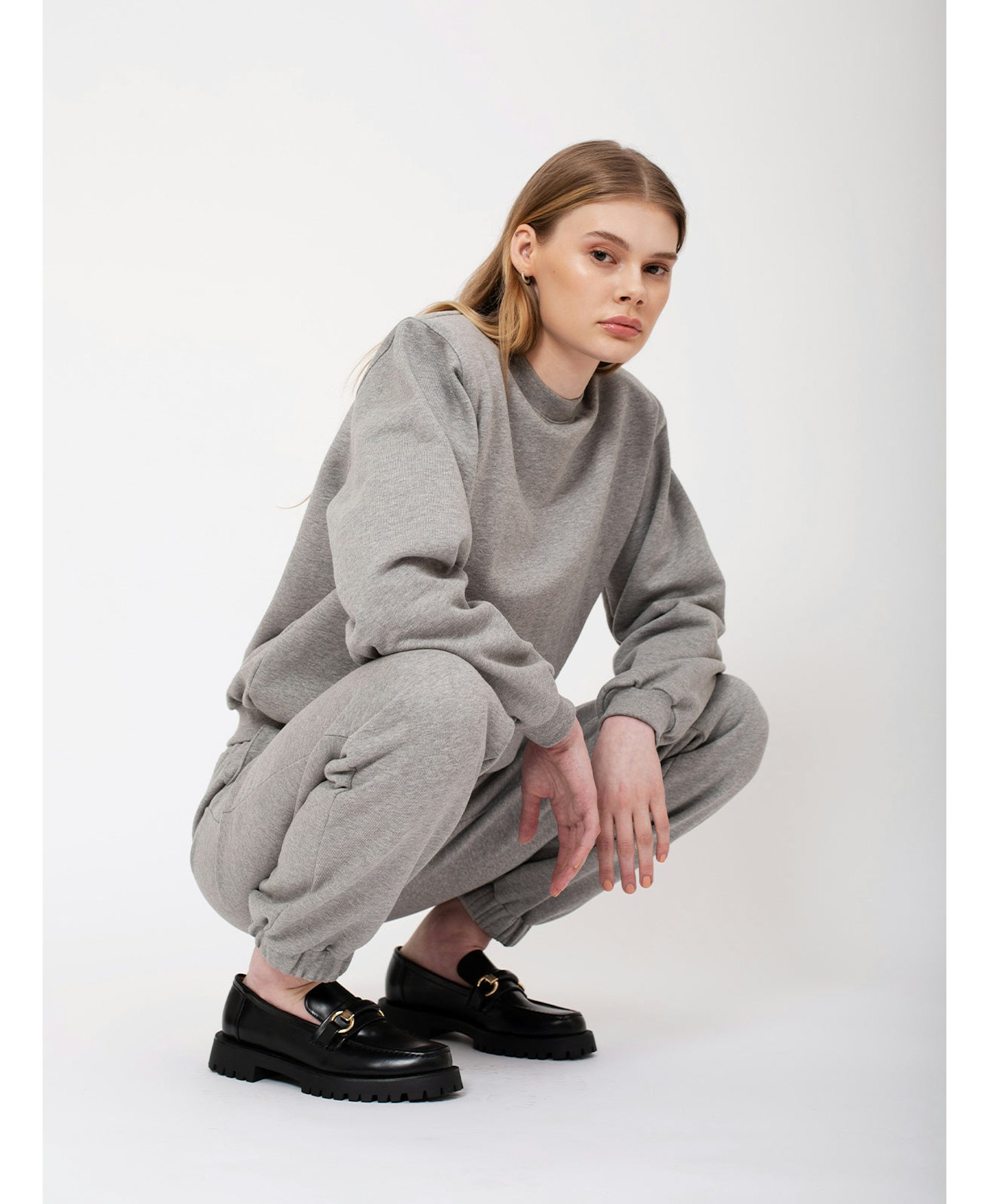 Jamie Sweatpants in Grey made by AÉRYNE