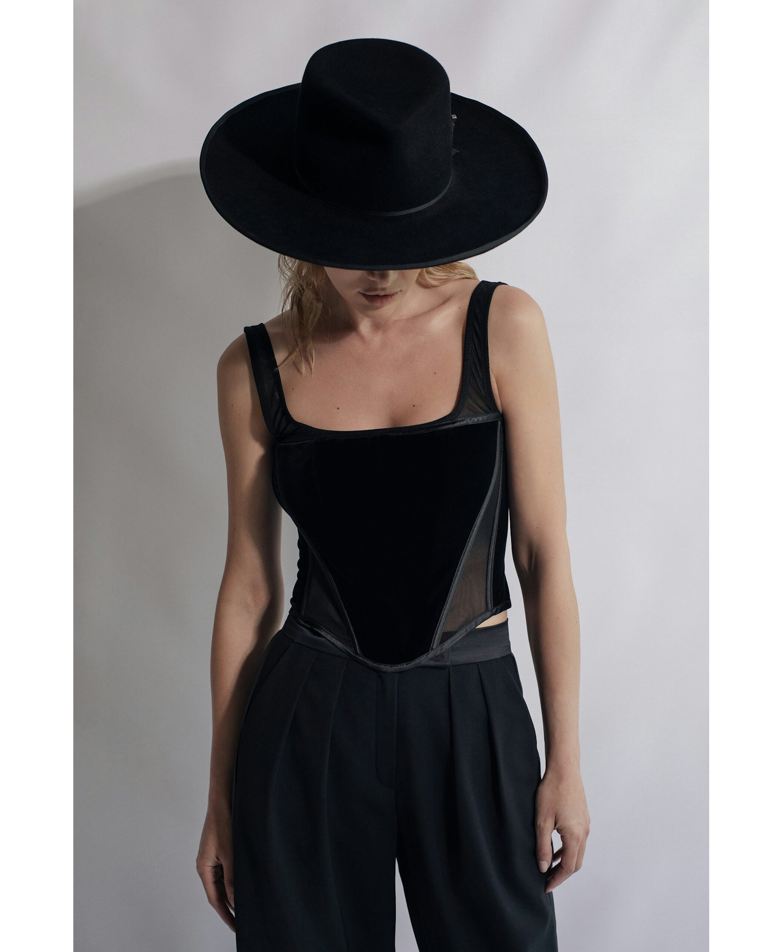 Victoria Velvet Bustier in Black made by Aureliana