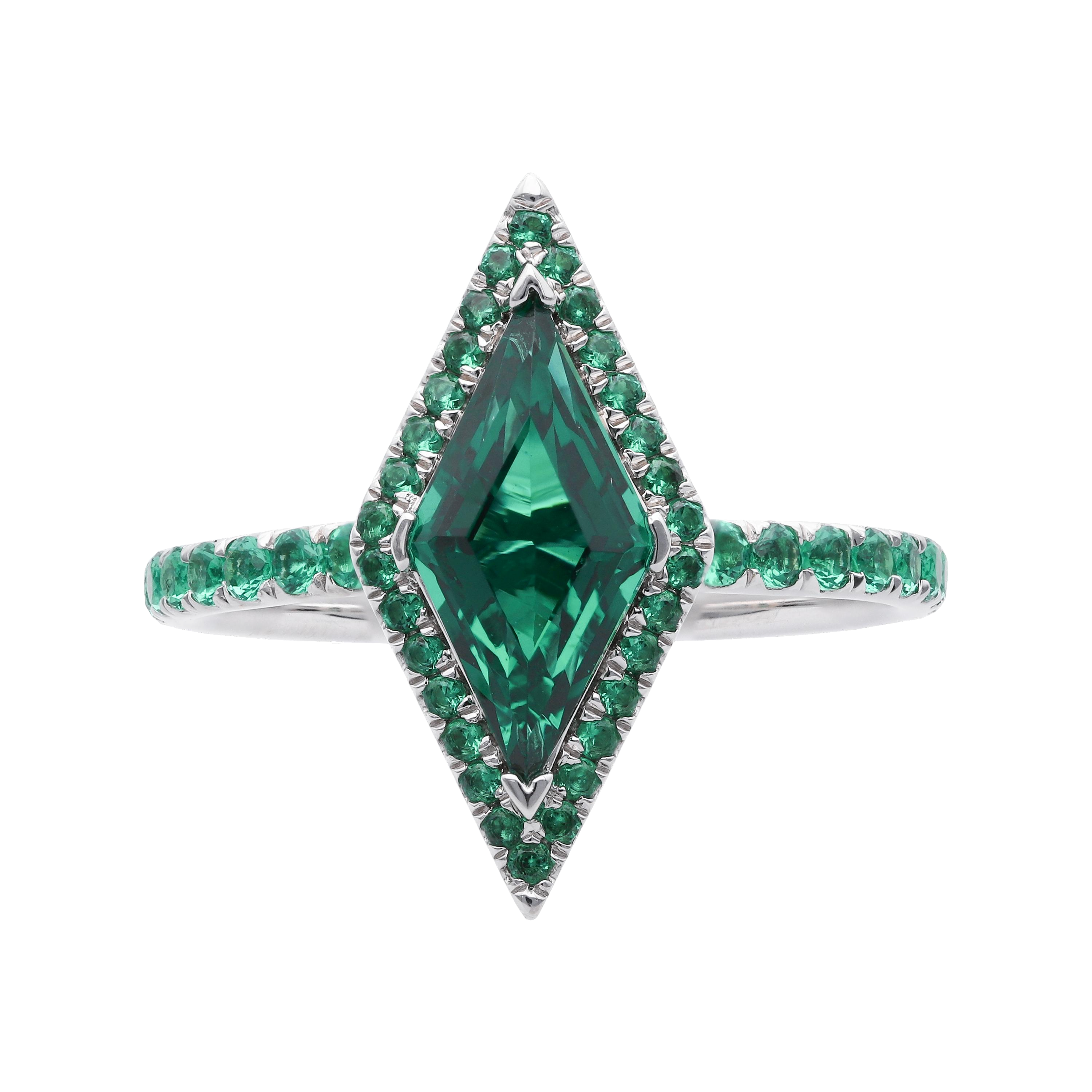 Leblanc The Emerald Lozenge Ring In Green
