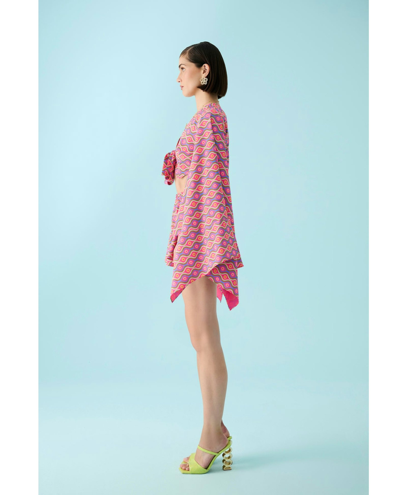 Heliconia Rostrata Short made by Declara