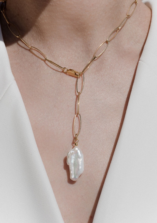 Alesya Orlova Stick Pearl Necklace -tie- In Gold