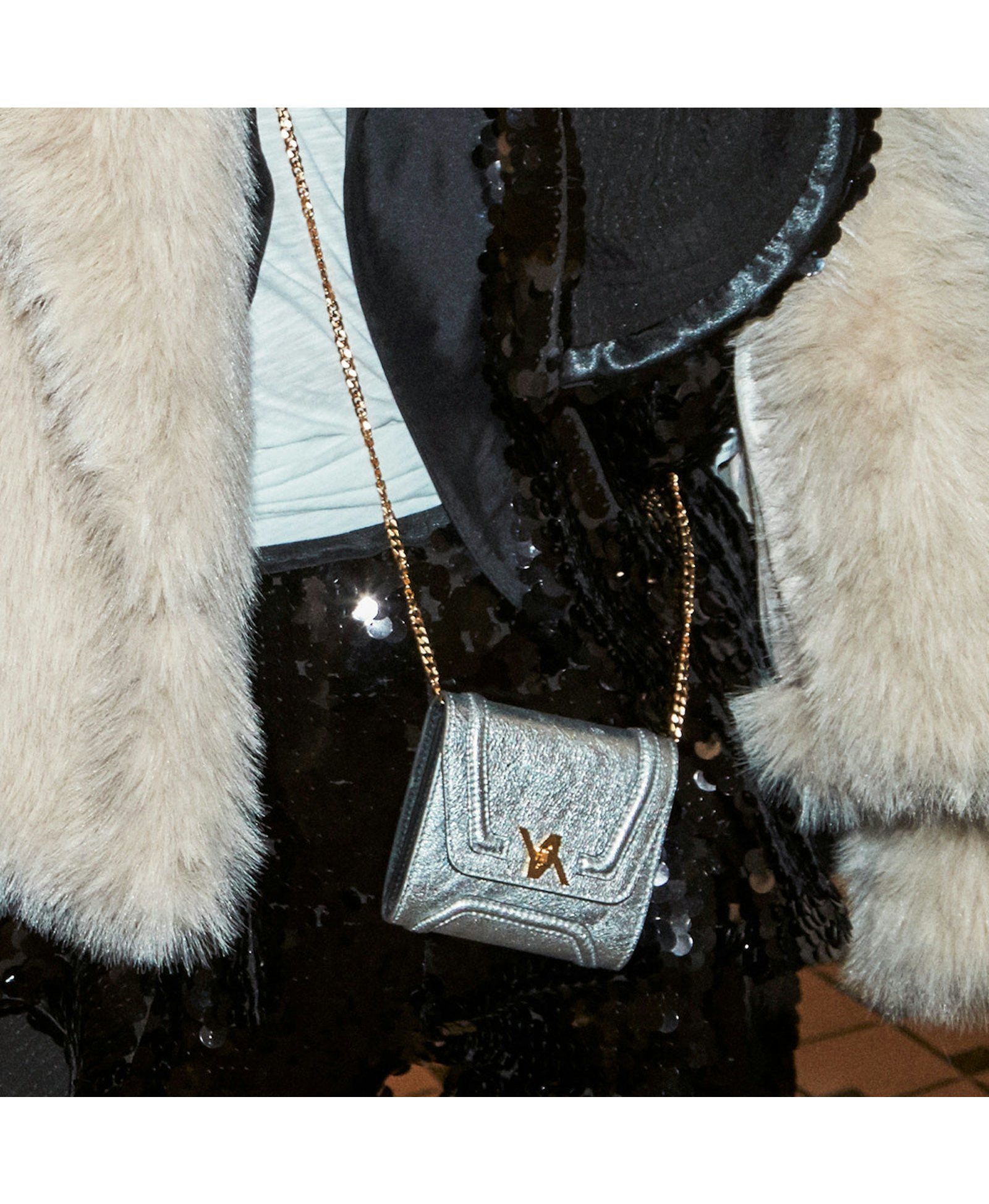 Mini Giovanna Pocket metallic silver made by Yliana Yepez