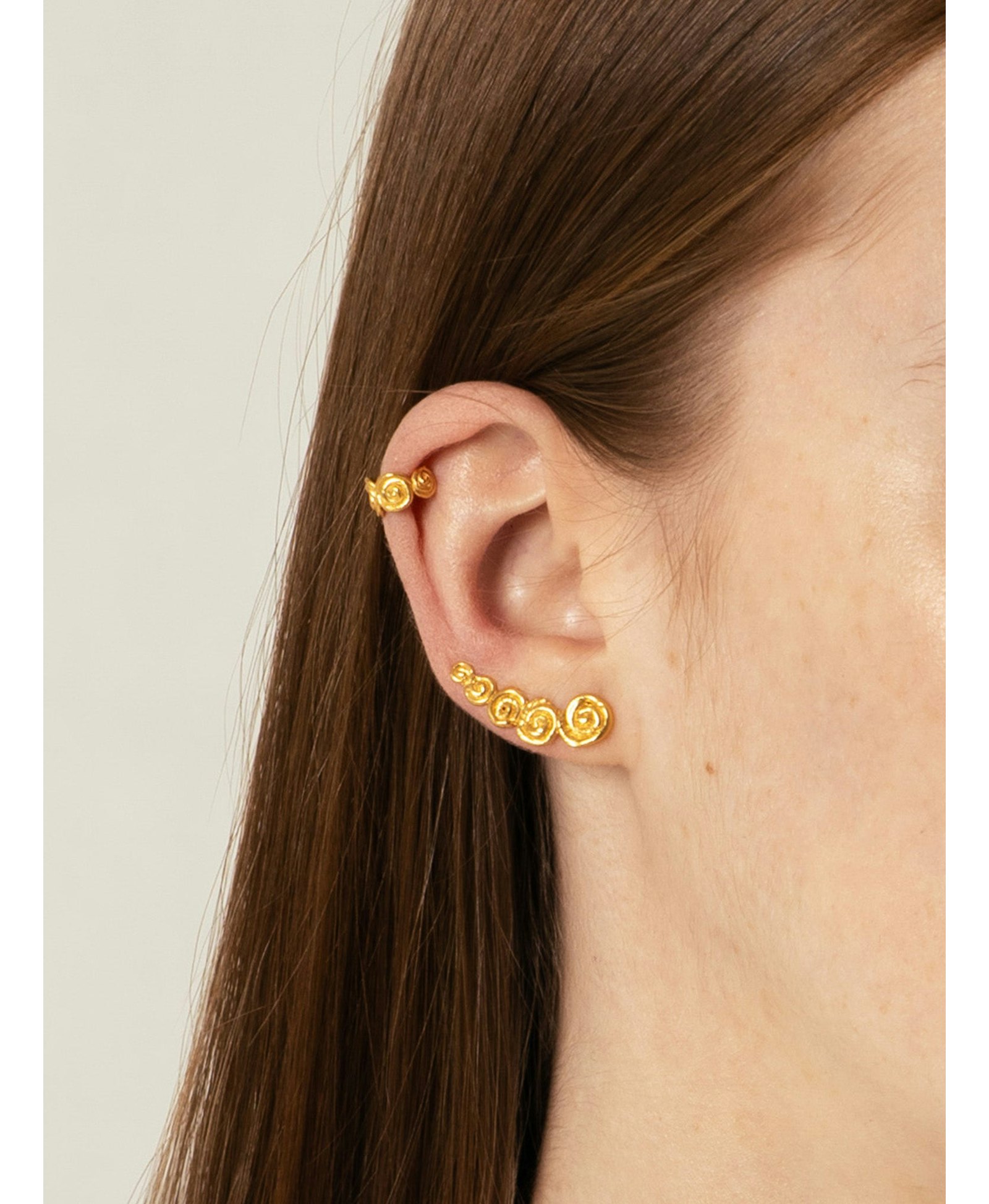 Origin Ear Climber Gold made by Eva Remenyi
