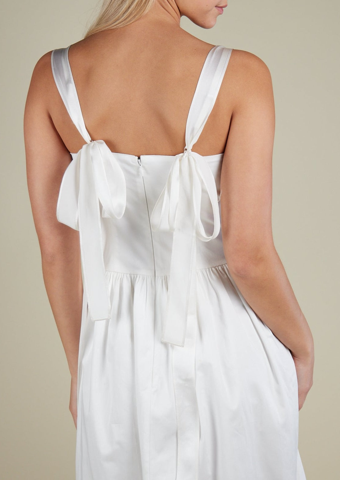 Shop Murlong Cres Elsa Maxi Dress White | Pre