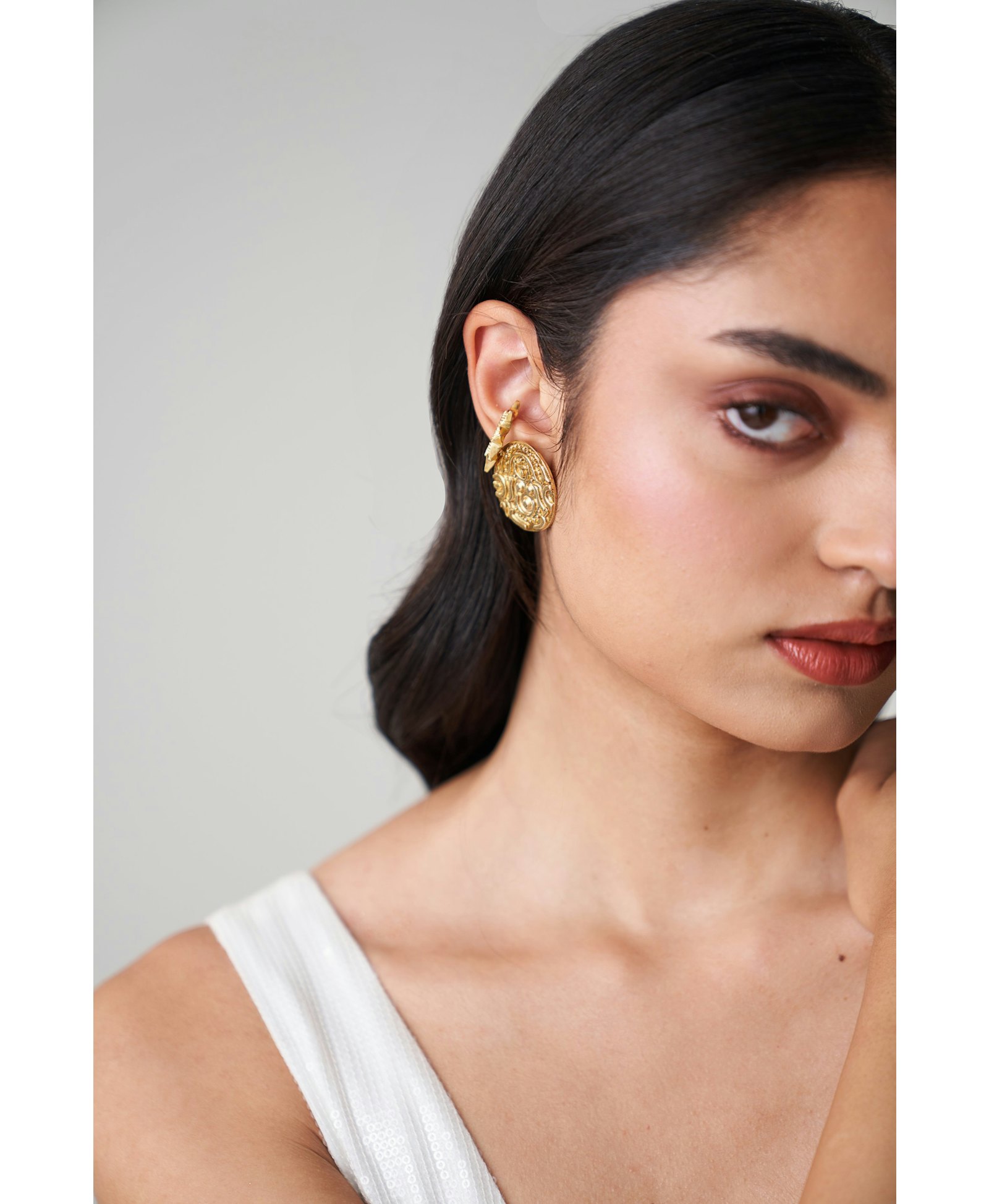 Rani Ear Cuff made by Szabo Sihag