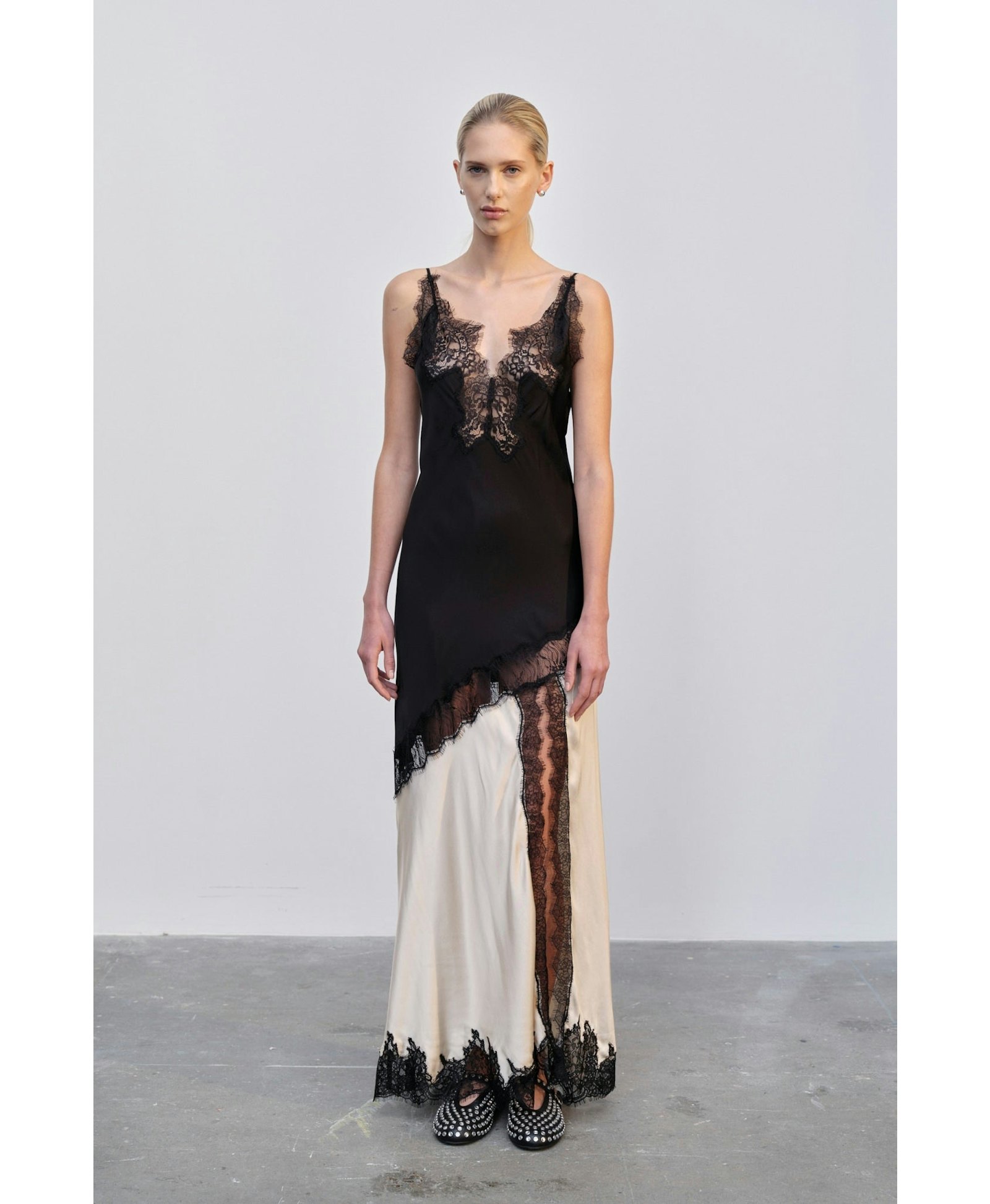 Nelly Dress - Creme / Black made by HERSKIND