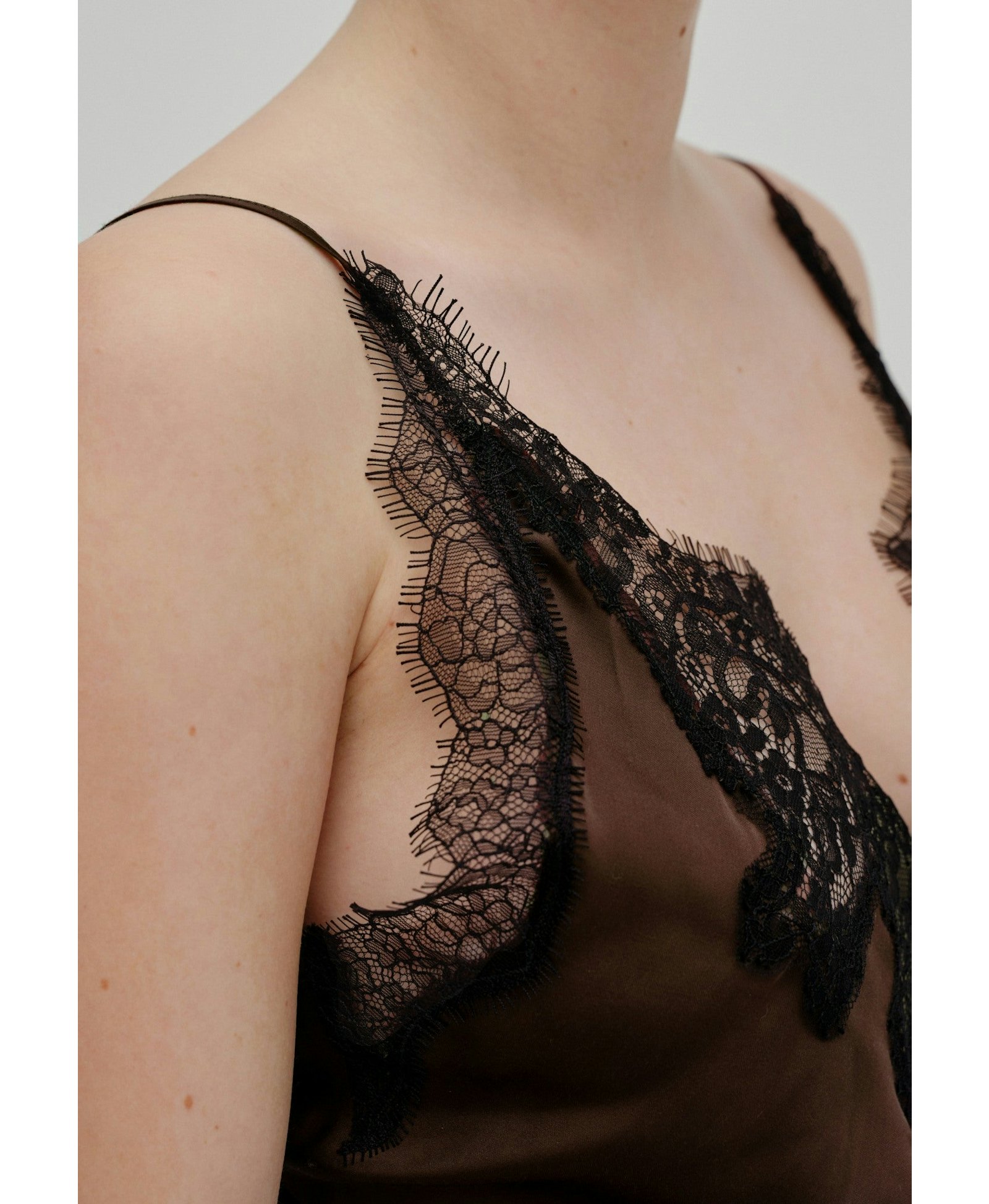 Abbie Dress - Dark Chocolate in Brown made by HERSKIND