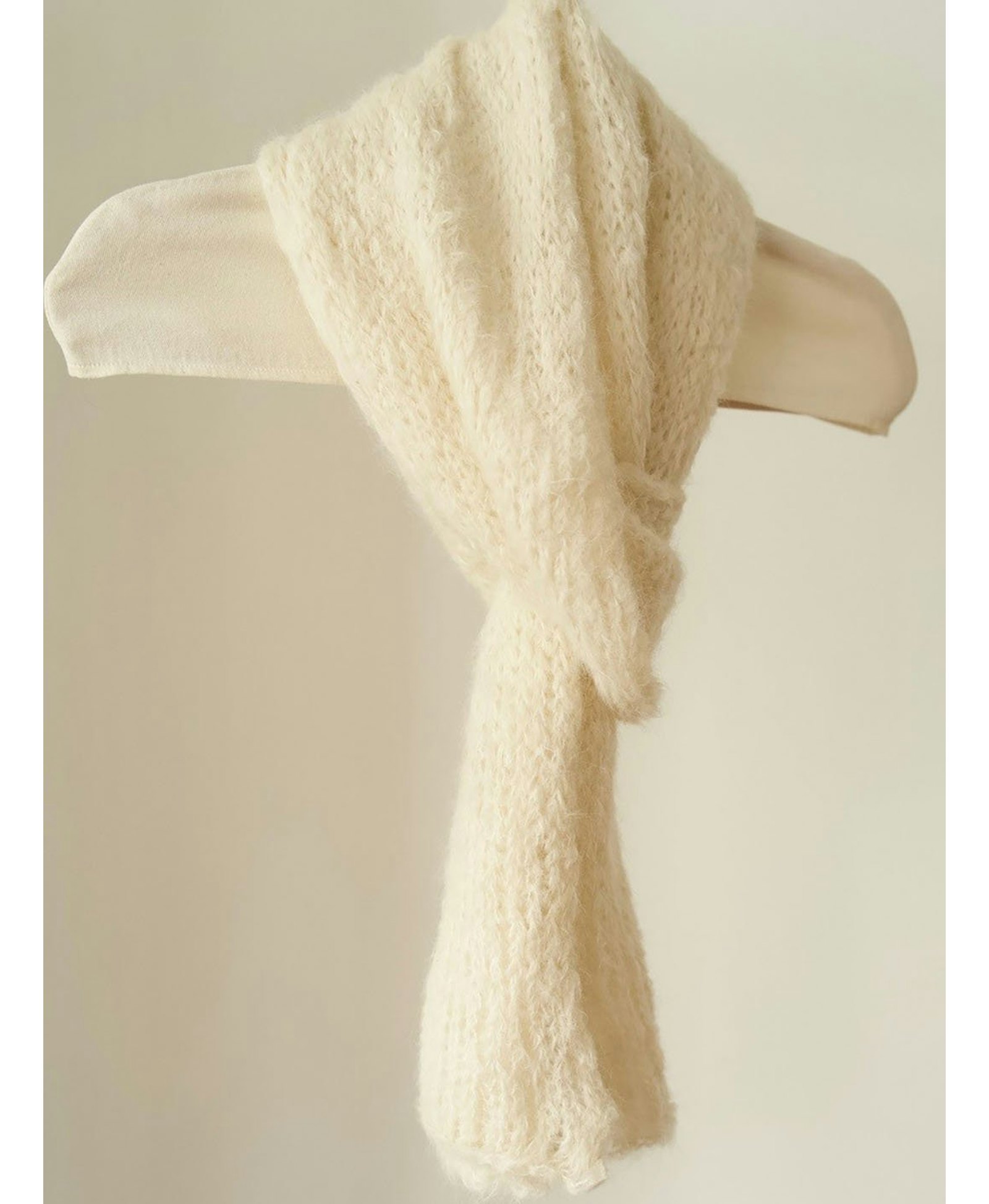 ALONSO scarf in White made by AYNI