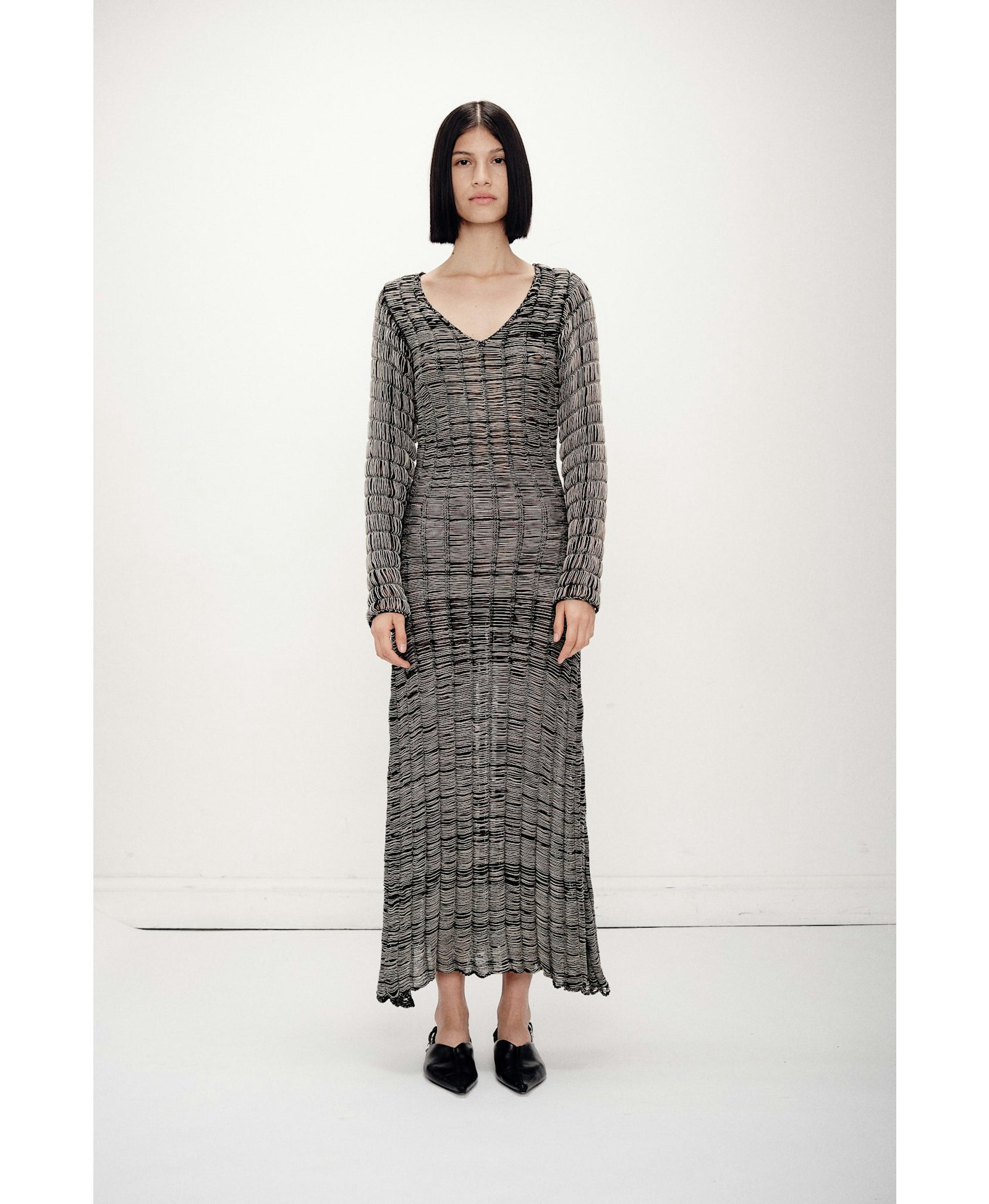 Cao Dress Beige Black made by Peregrina