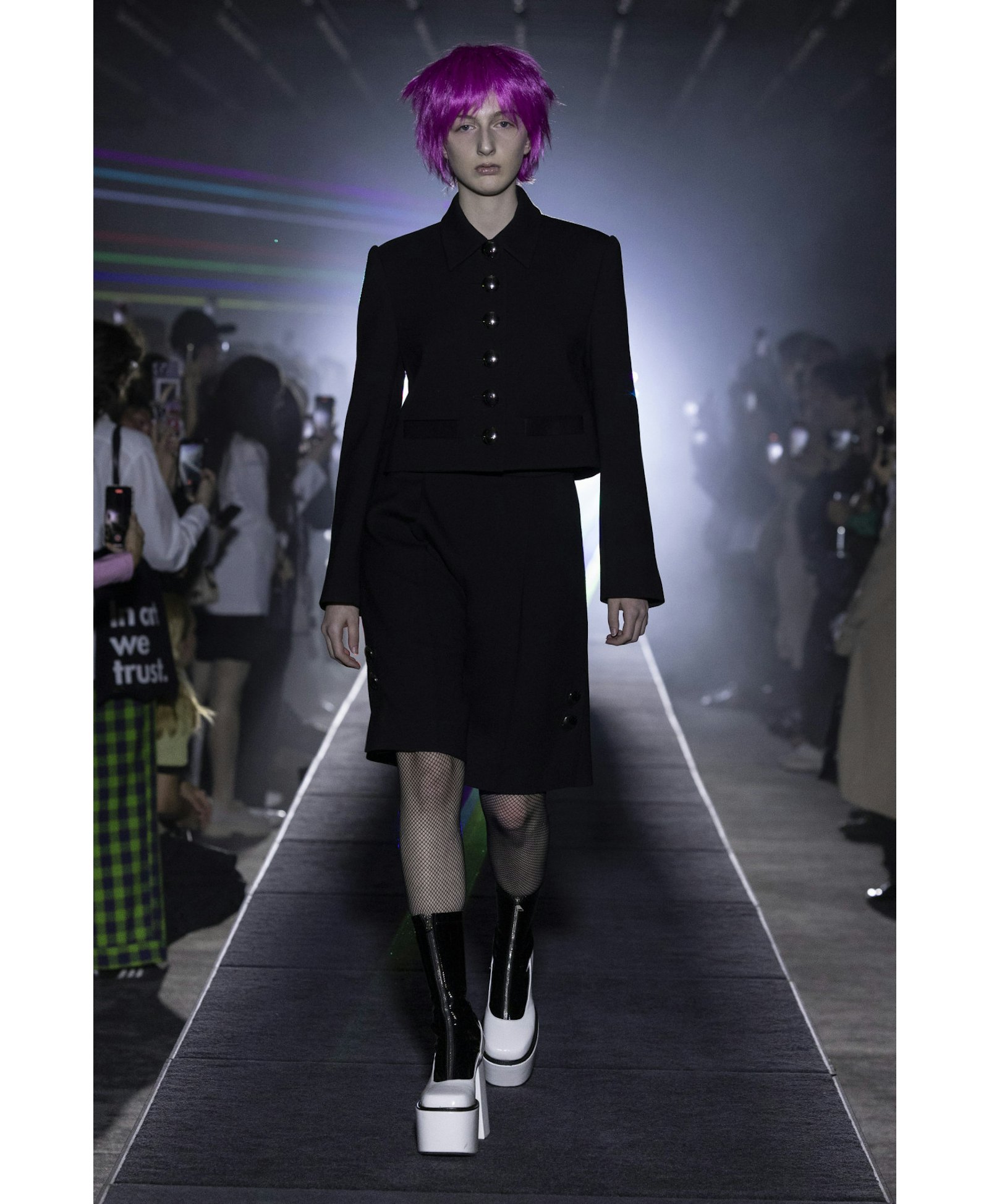 KNEE-LENGTH SHORTS made by KEBURIA