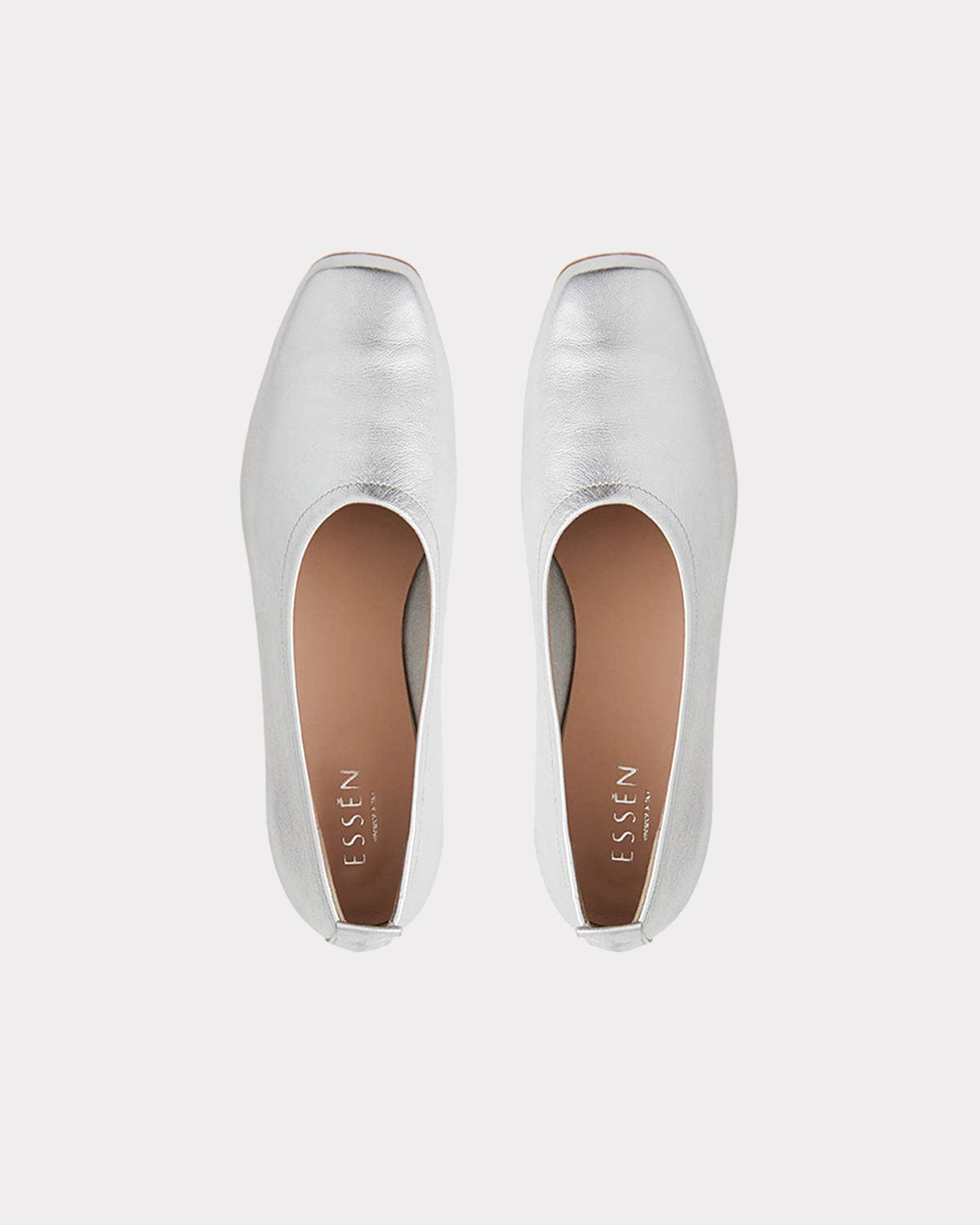 Shop Essen The Foundation Flat In Silver