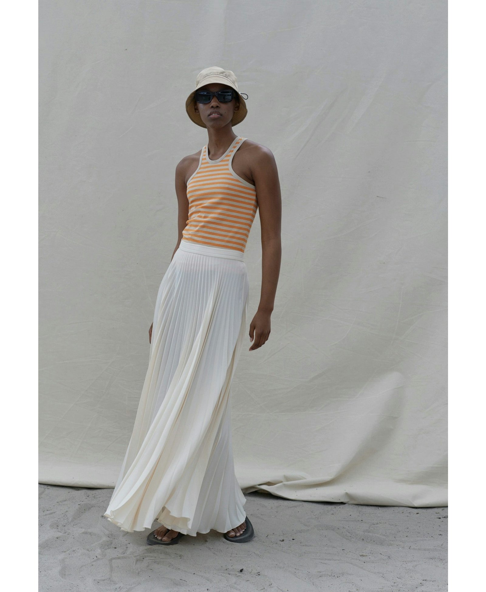 Naomi Skirt - Off White in White made by HERSKIND
