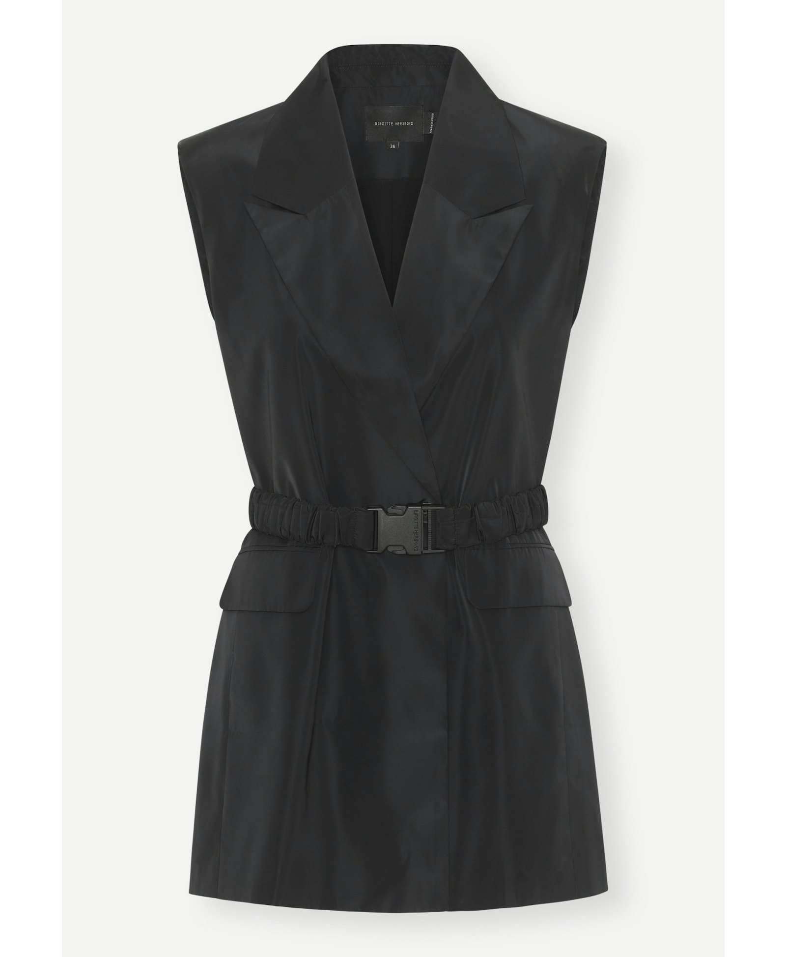 Phoebe Sleeveless Blazer - Black made by HERSKIND